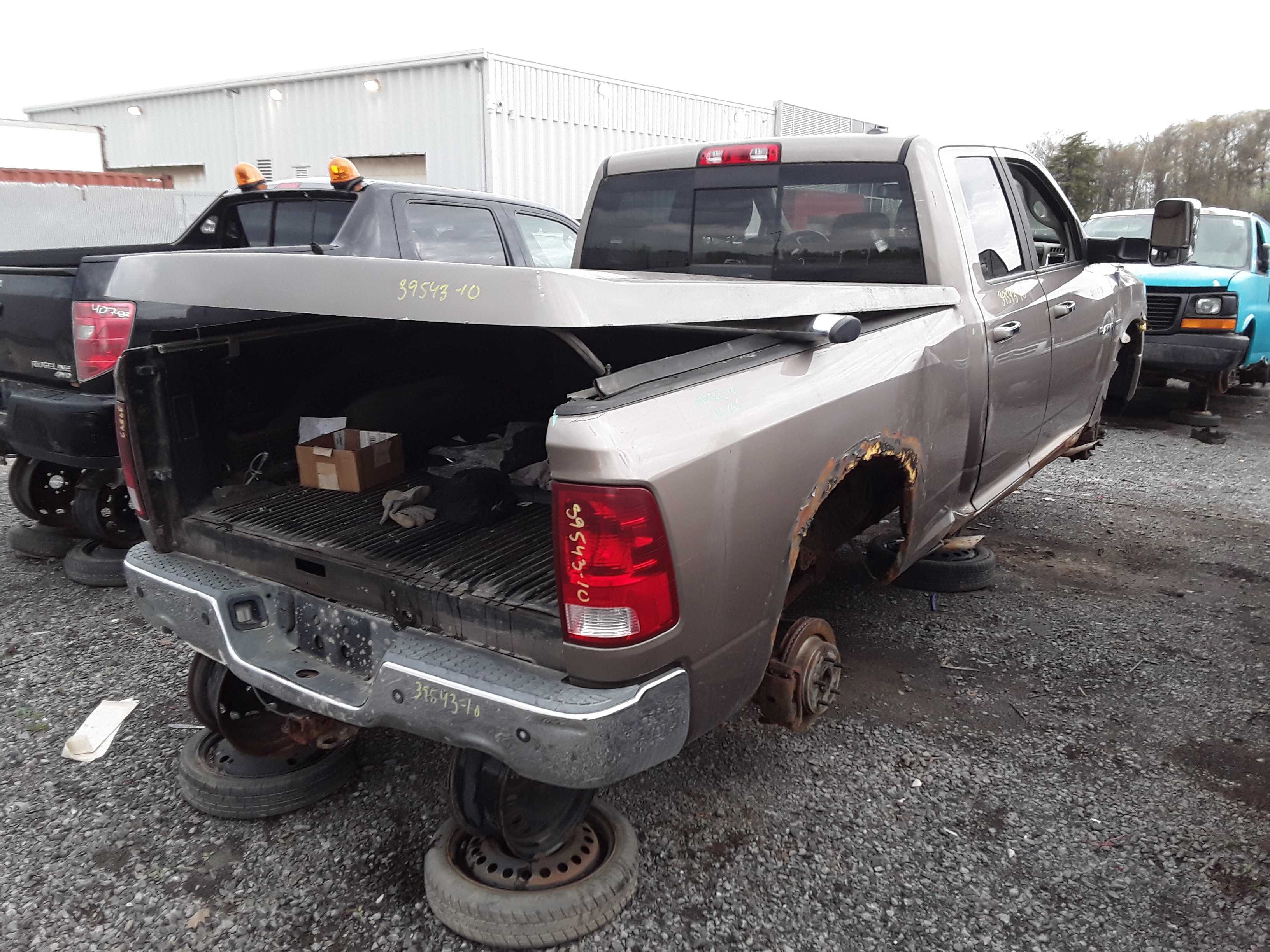 DODGE RAM 1500 2010