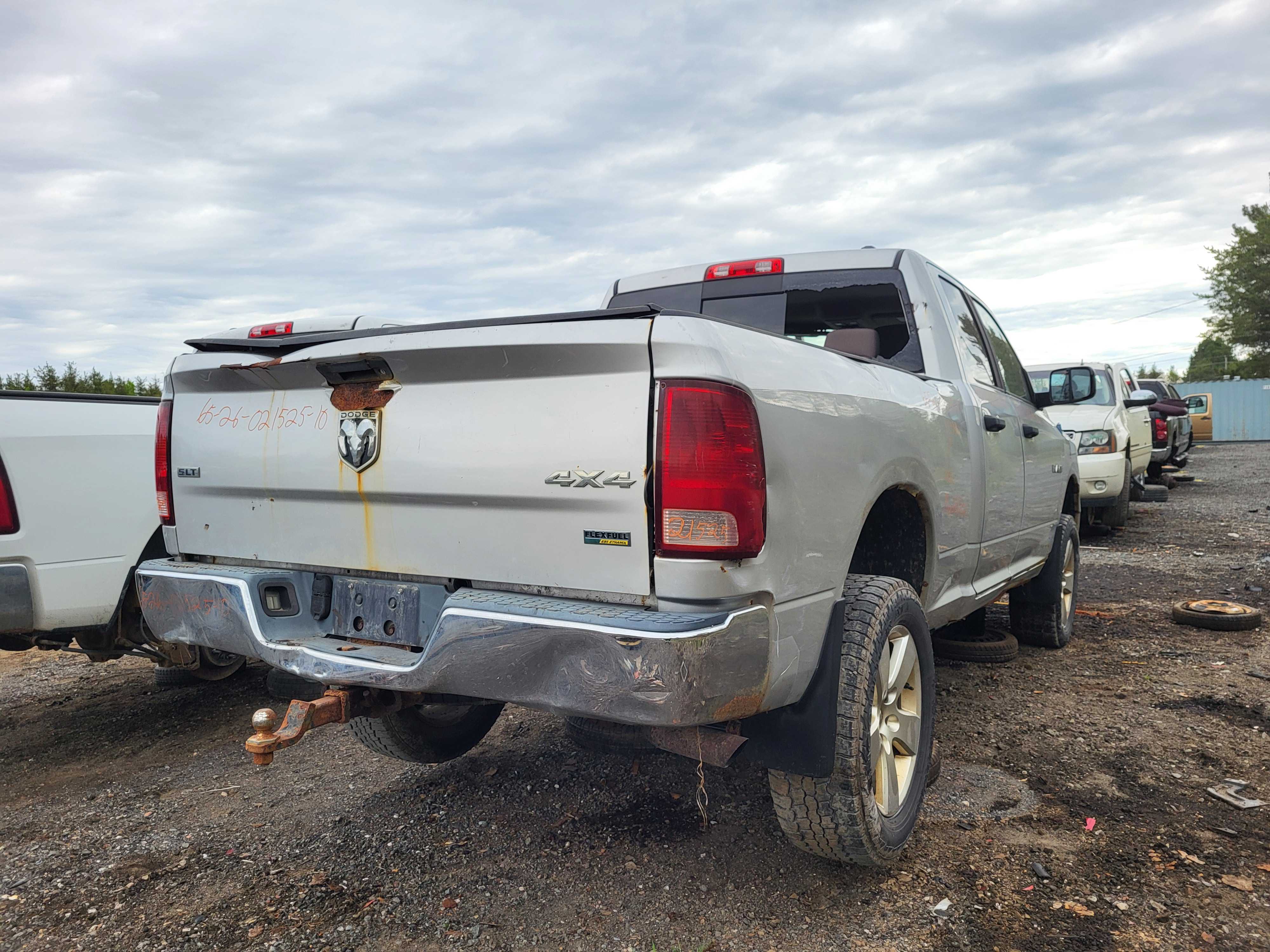 DODGE RAM 1500 2010