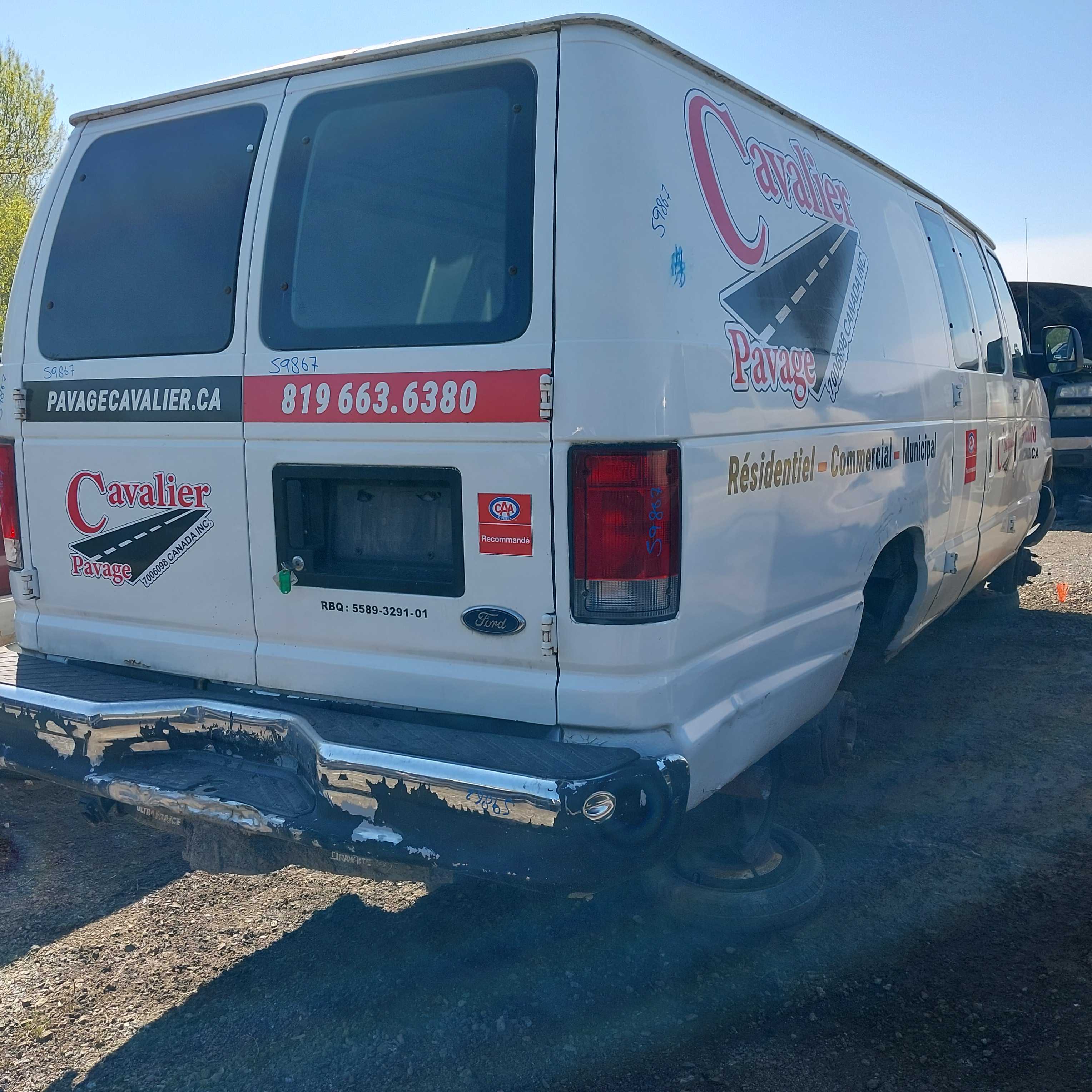FORD ECONOLINE 2005