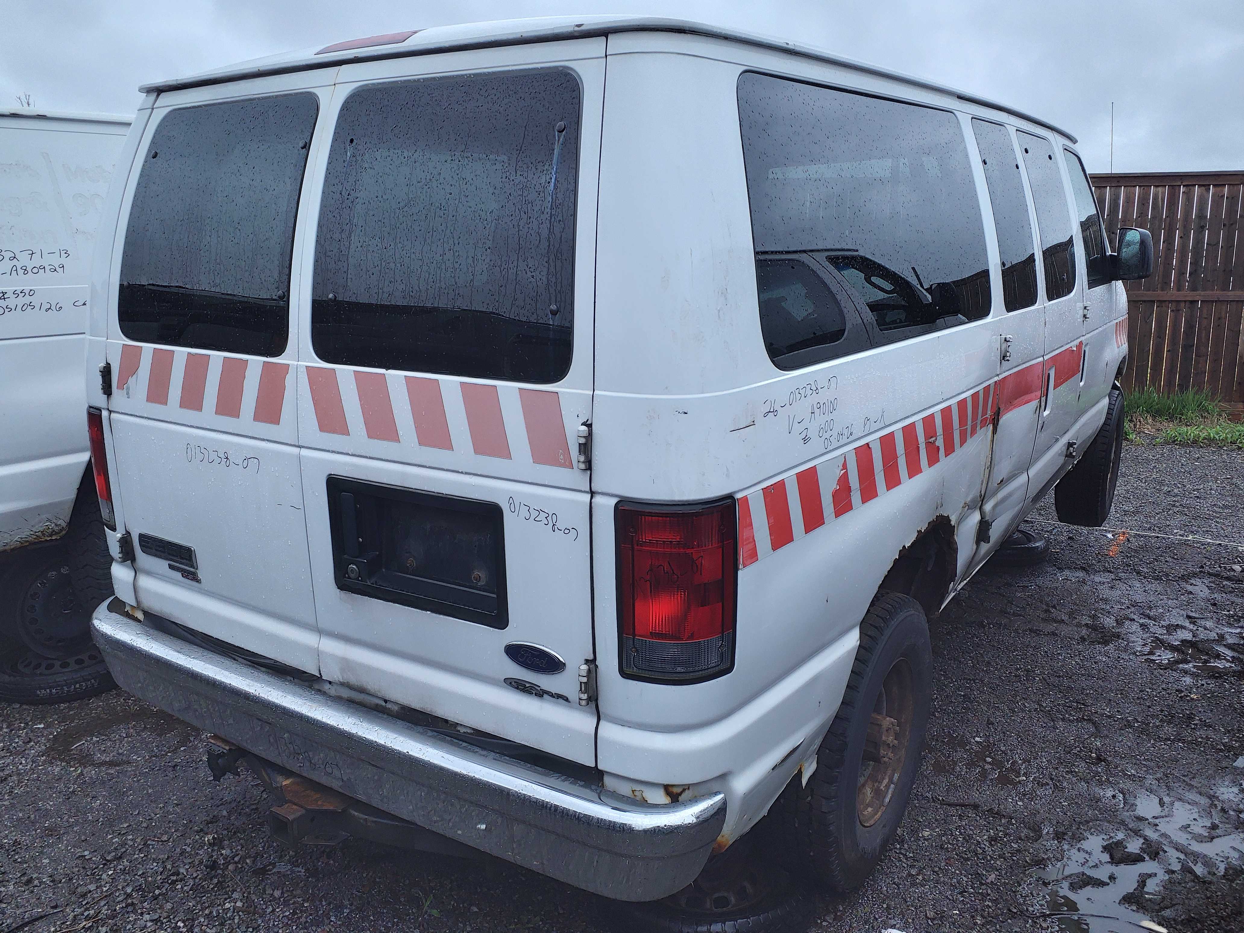 FORD ECONOLINE 2007