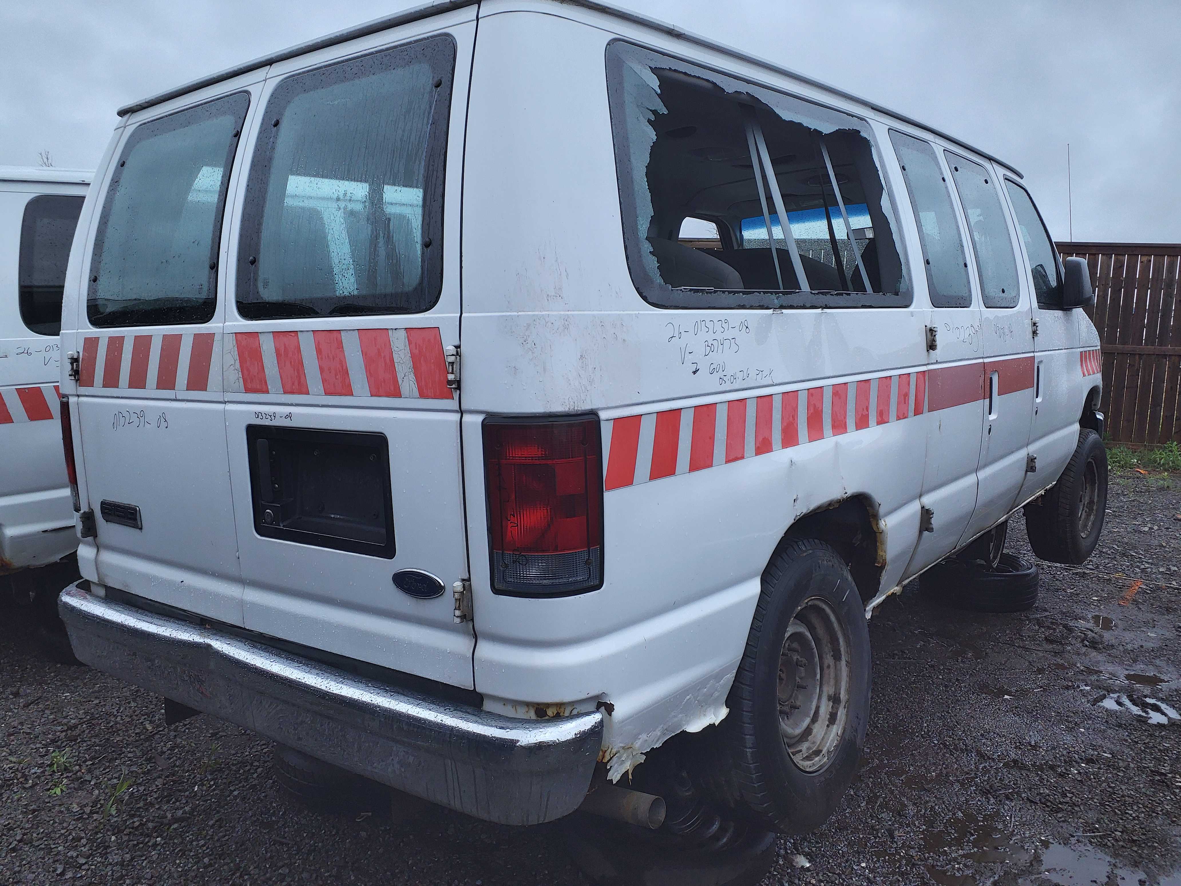 FORD ECONOLINE 2008