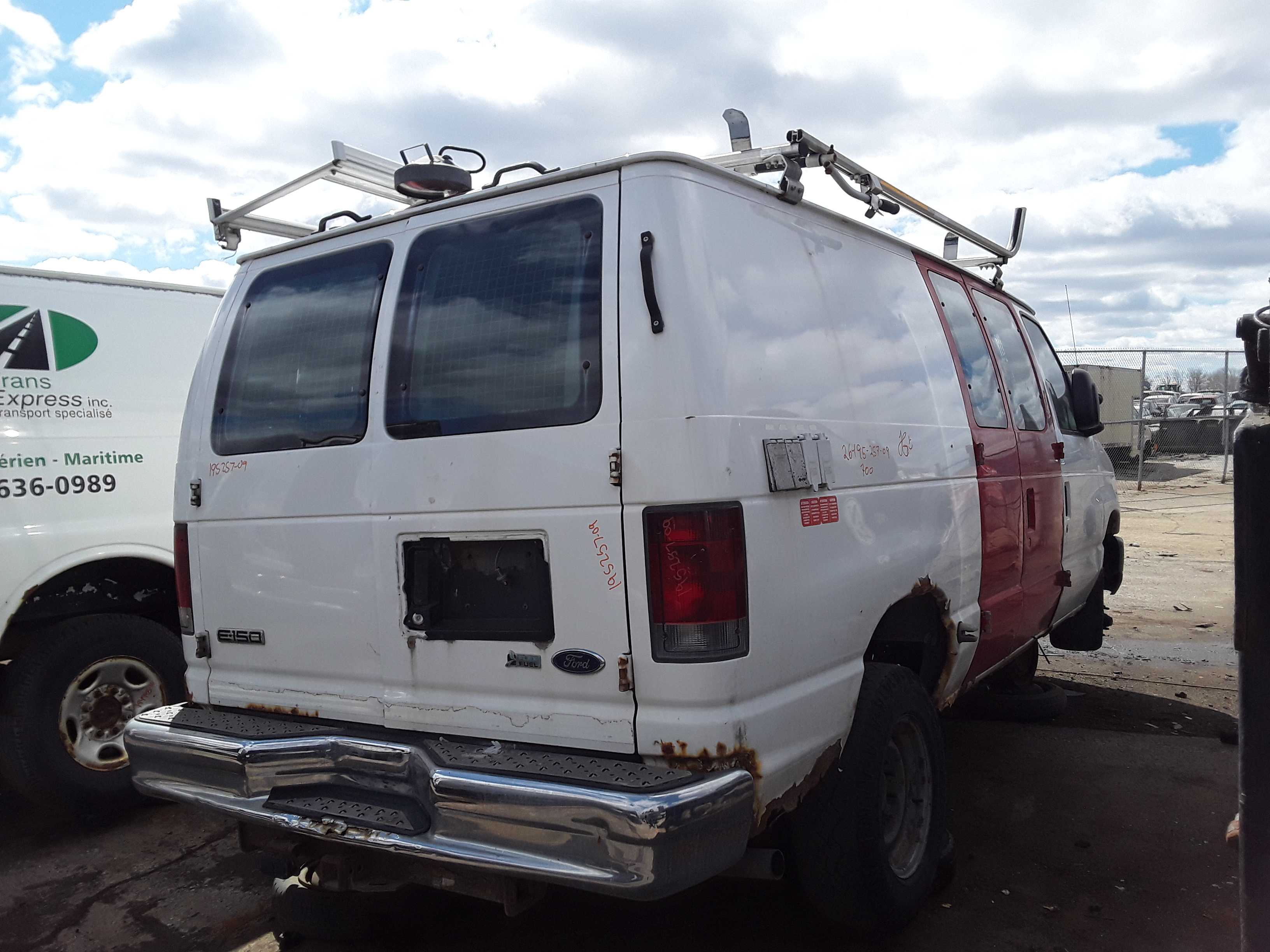 FORD ECONOLINE 2009