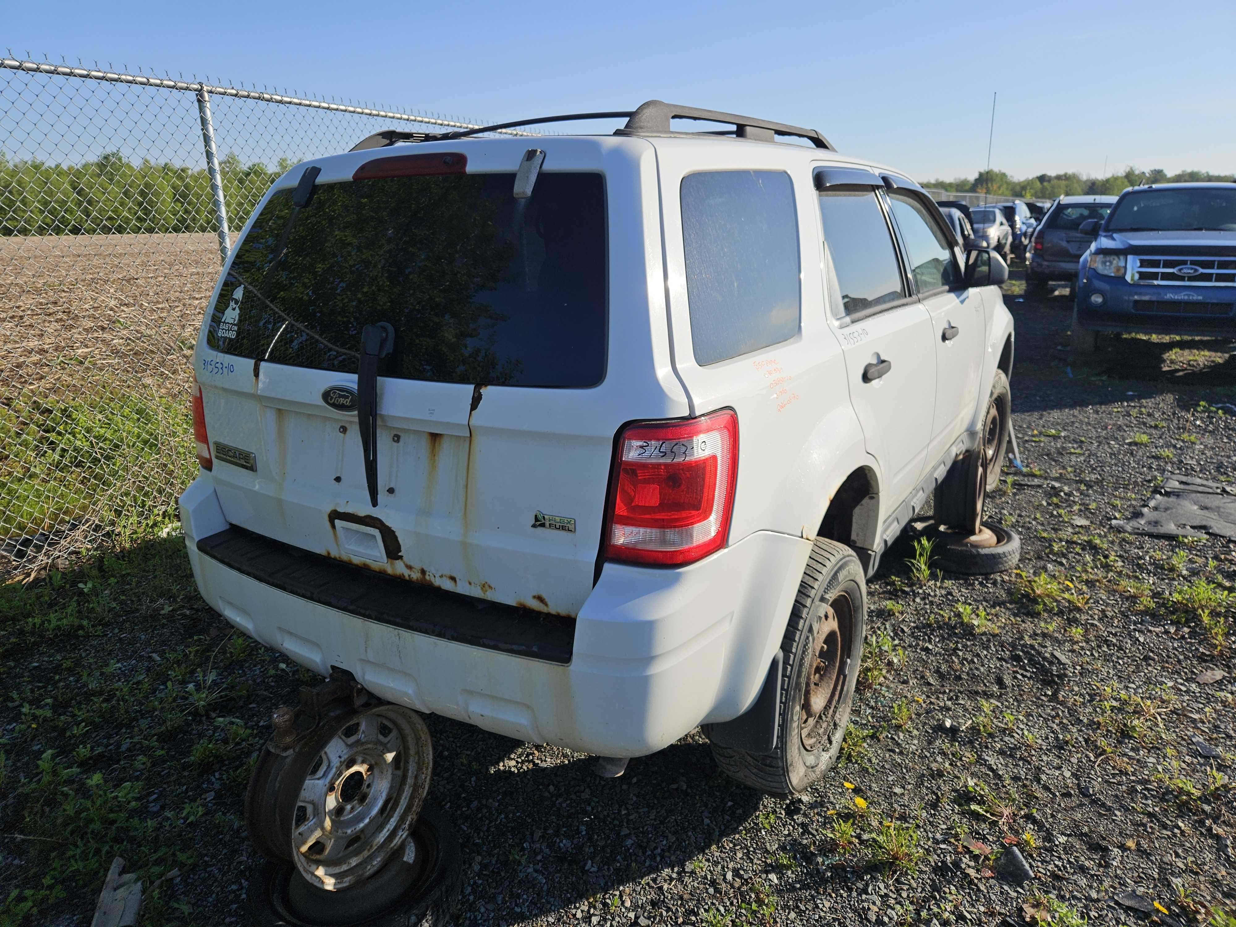 FORD ESCAPE 2010
