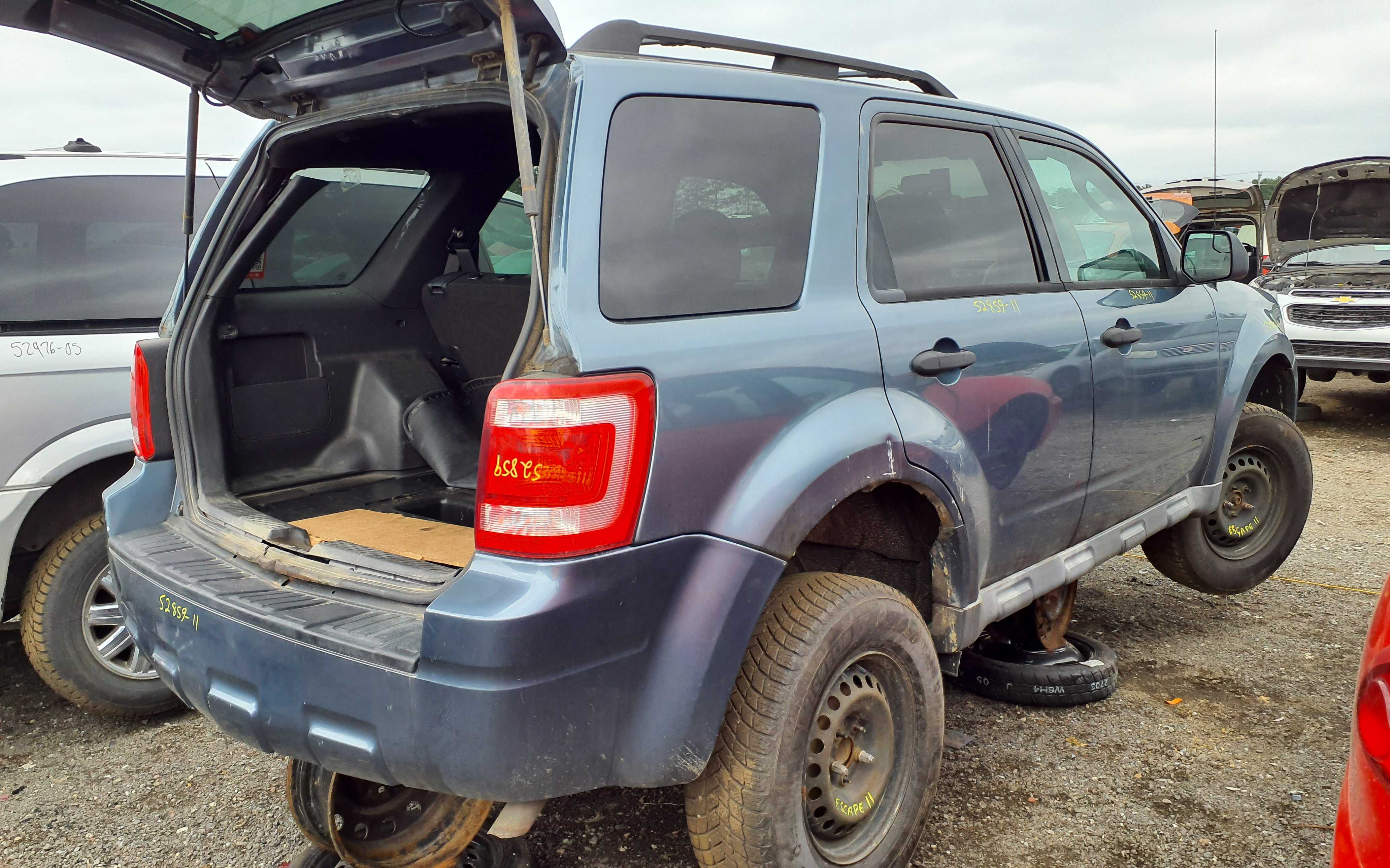 FORD ESCAPE 2011