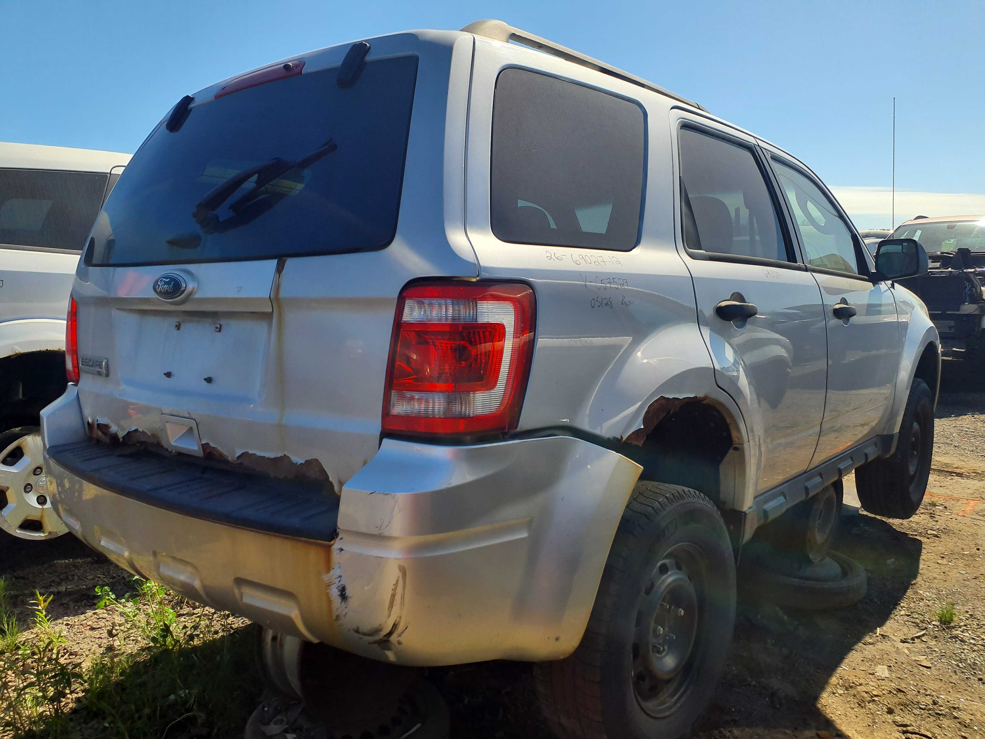 FORD ESCAPE 2012