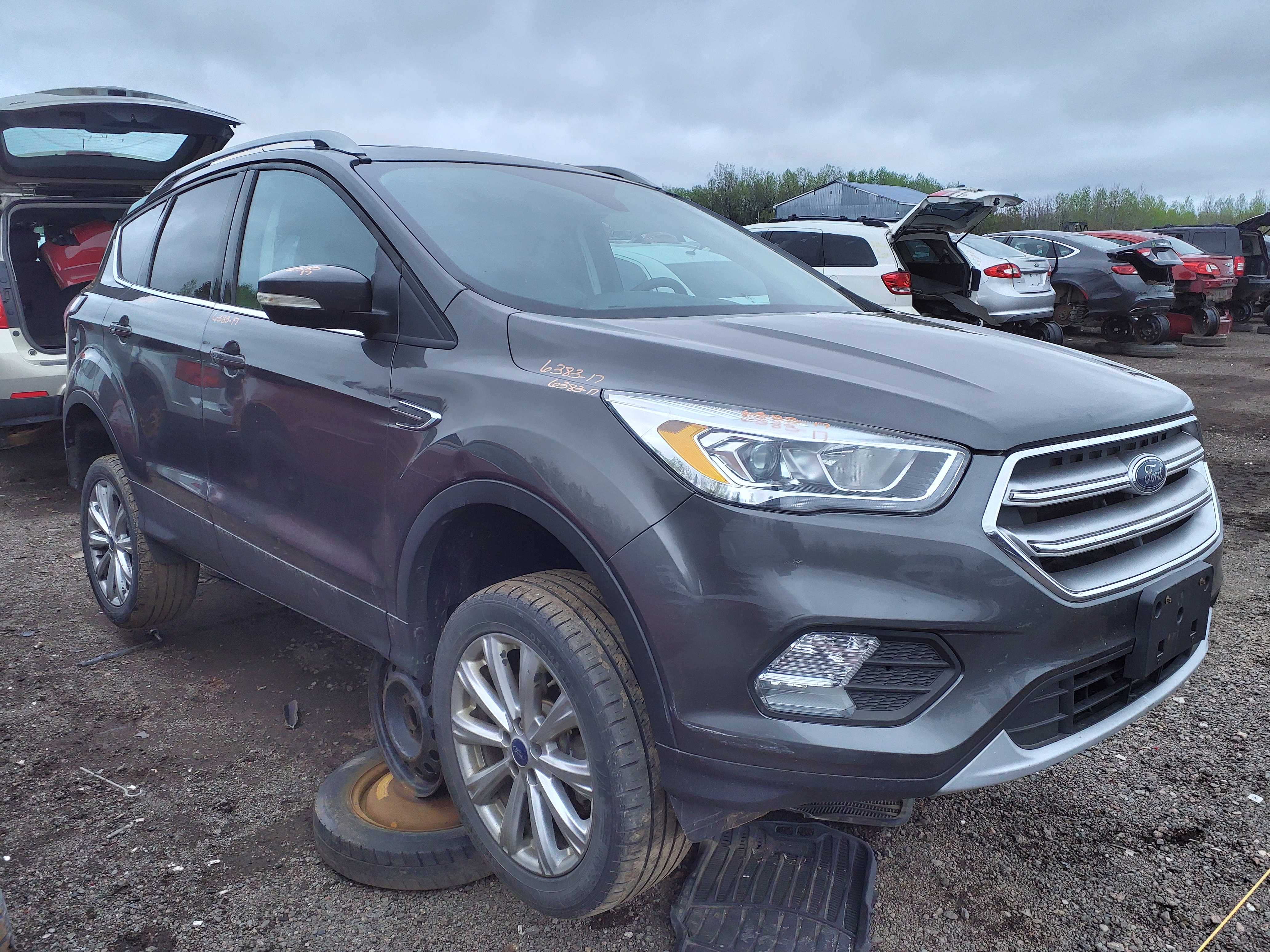 FORD ESCAPE 2017