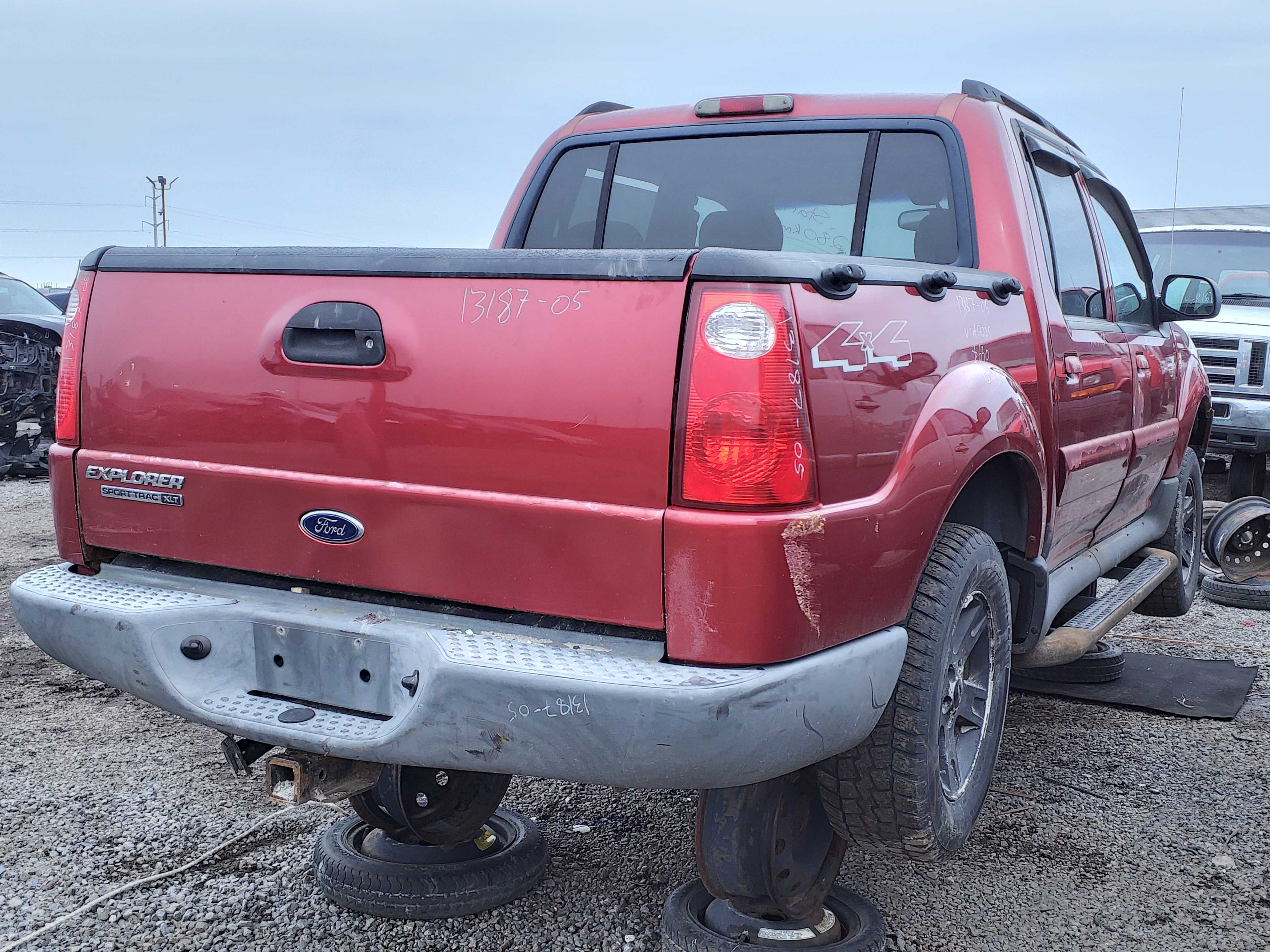 FORD EXPLORER 2005