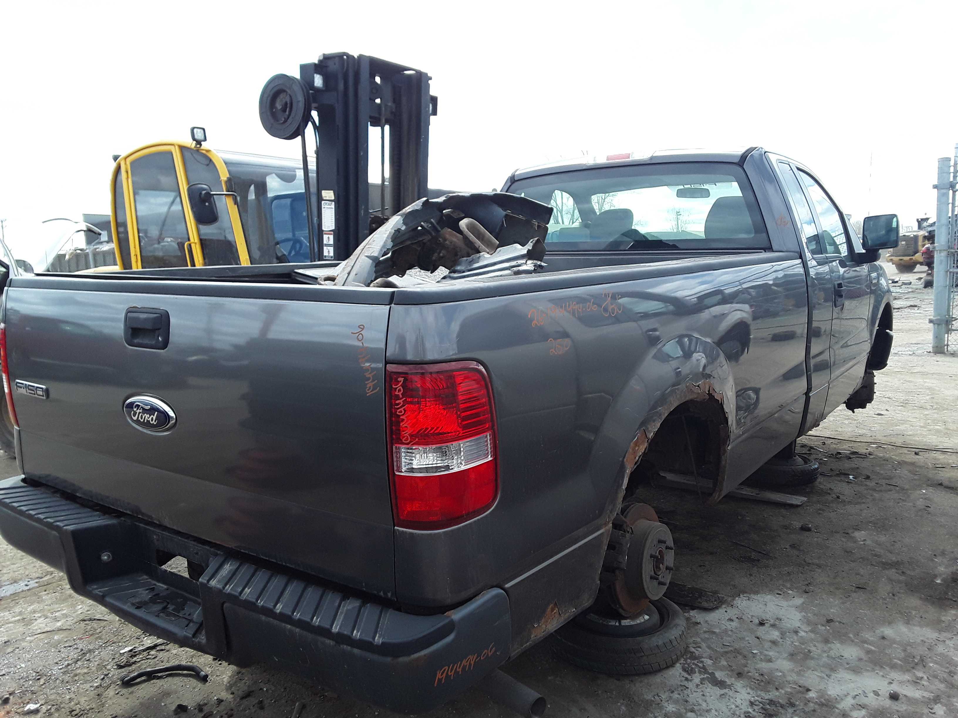 FORD F-150 2006