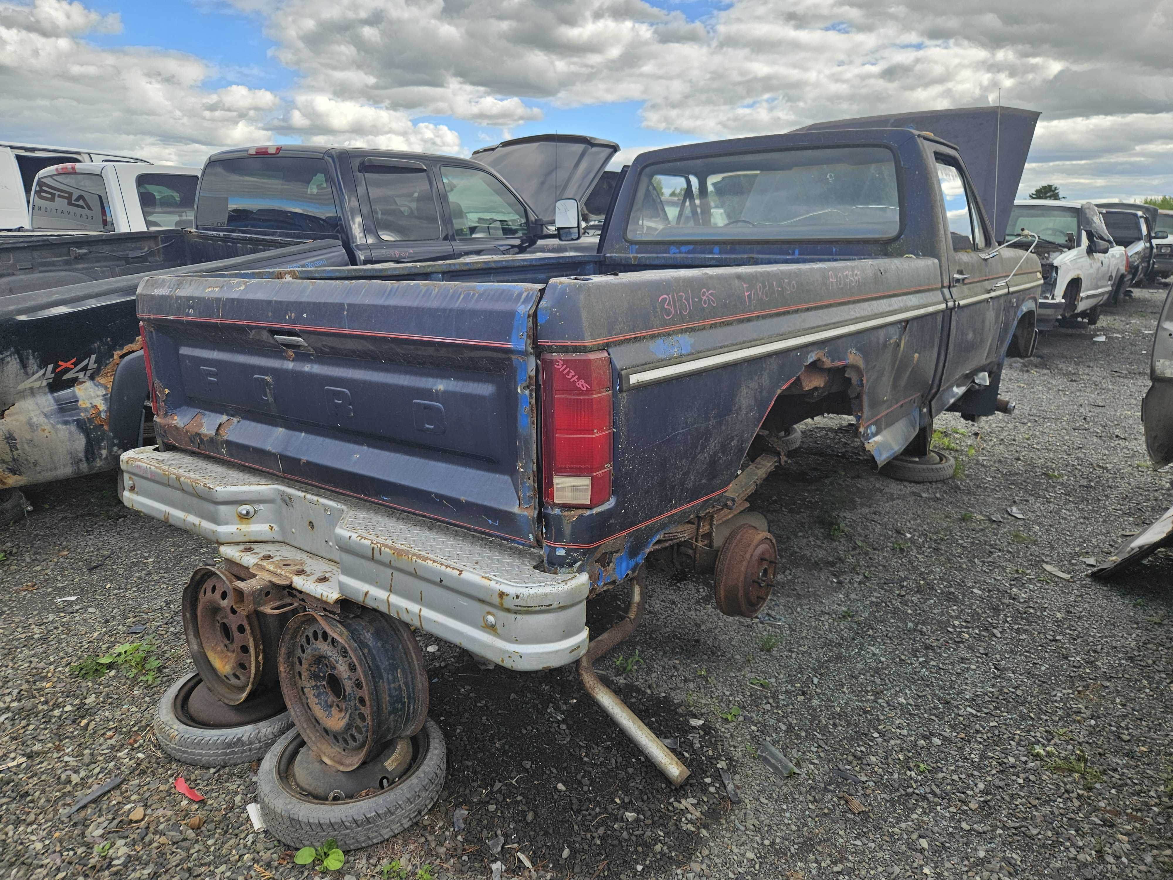FORD F-SERIES PICKUP 1985