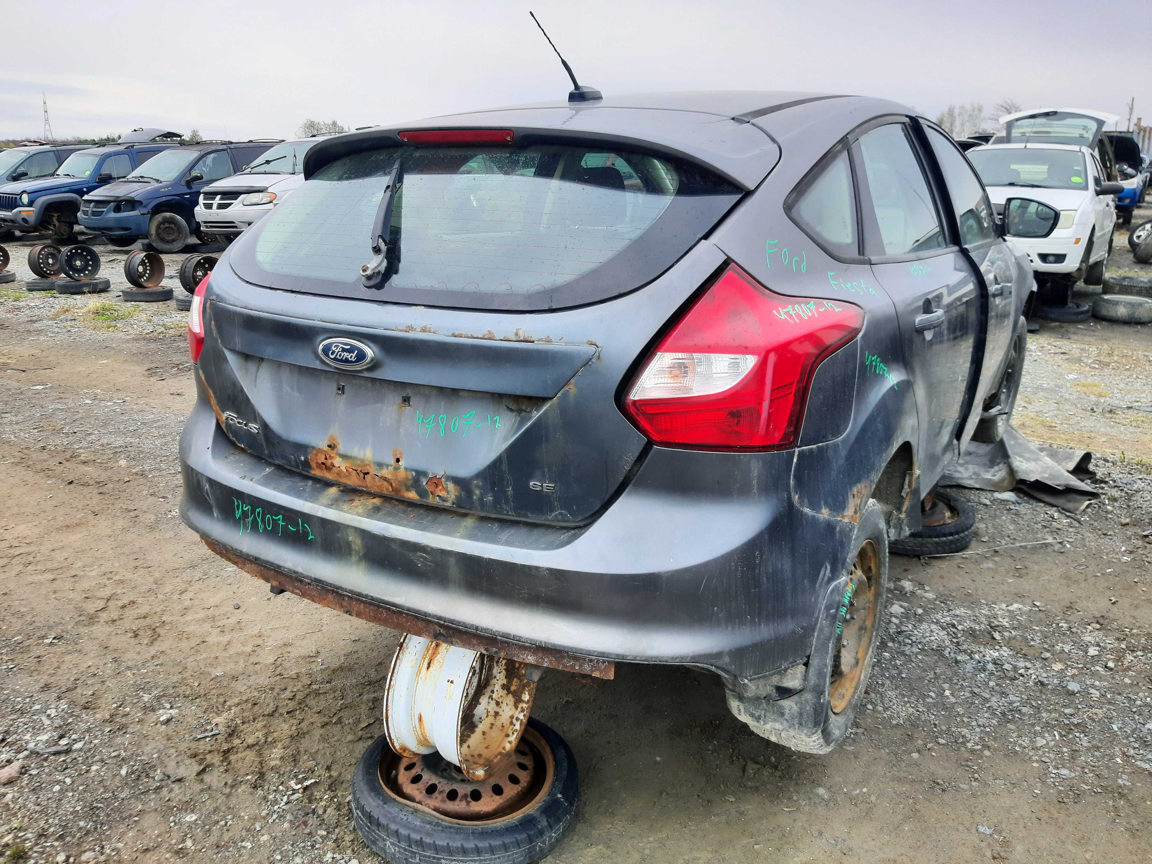 FORD FOCUS 2012