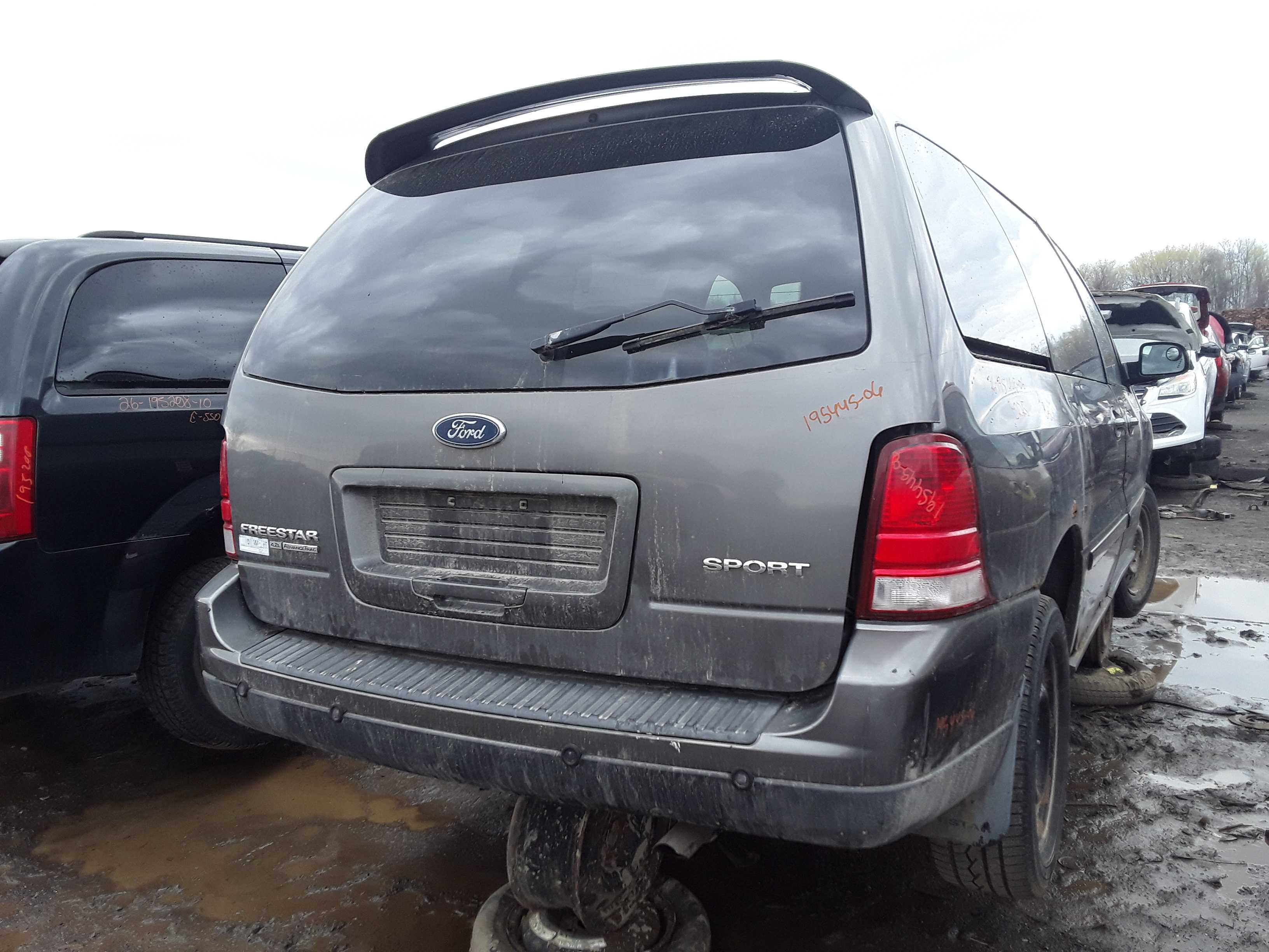 FORD FREESTAR 2006