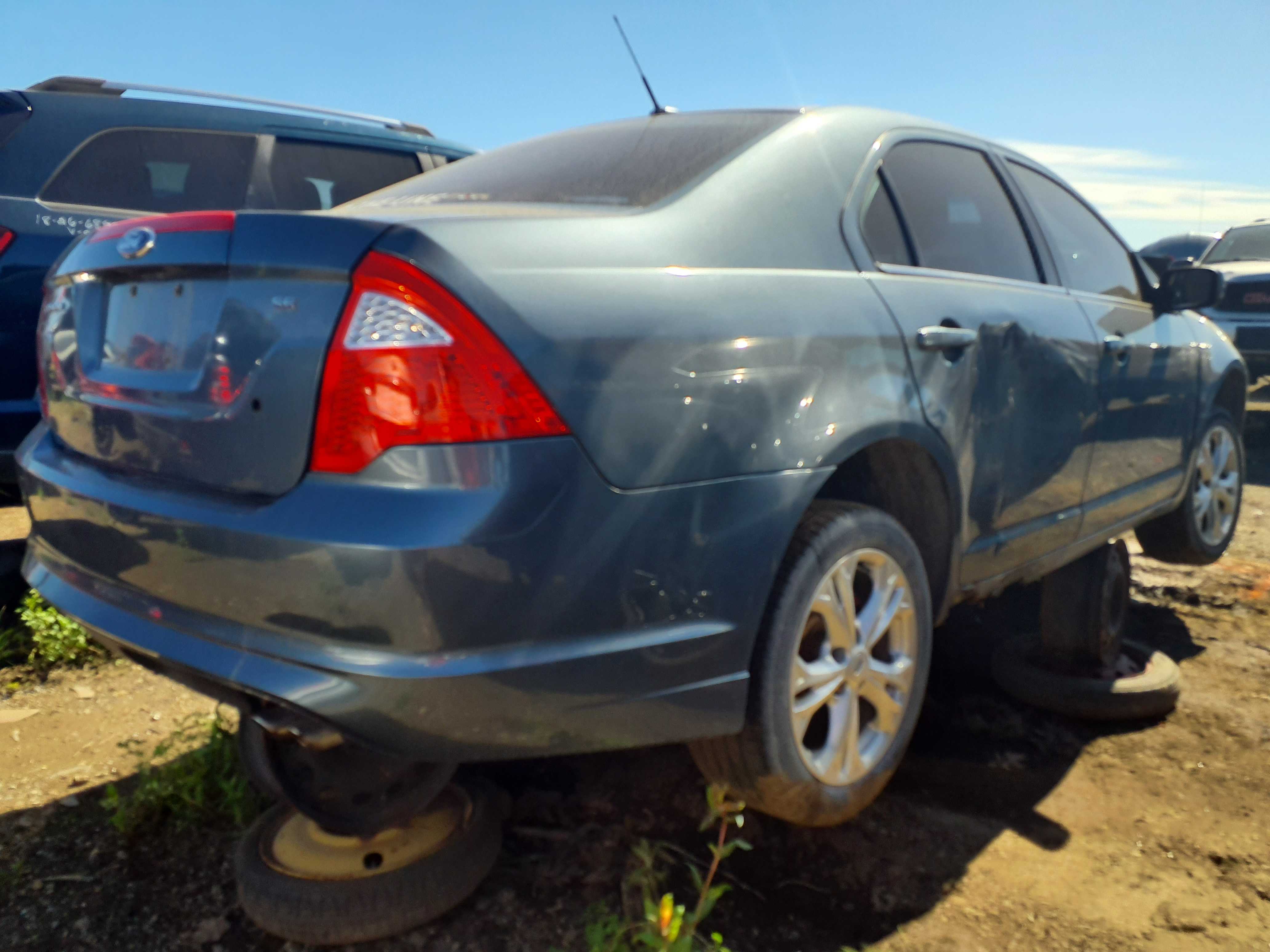 FORD FUSION 2012