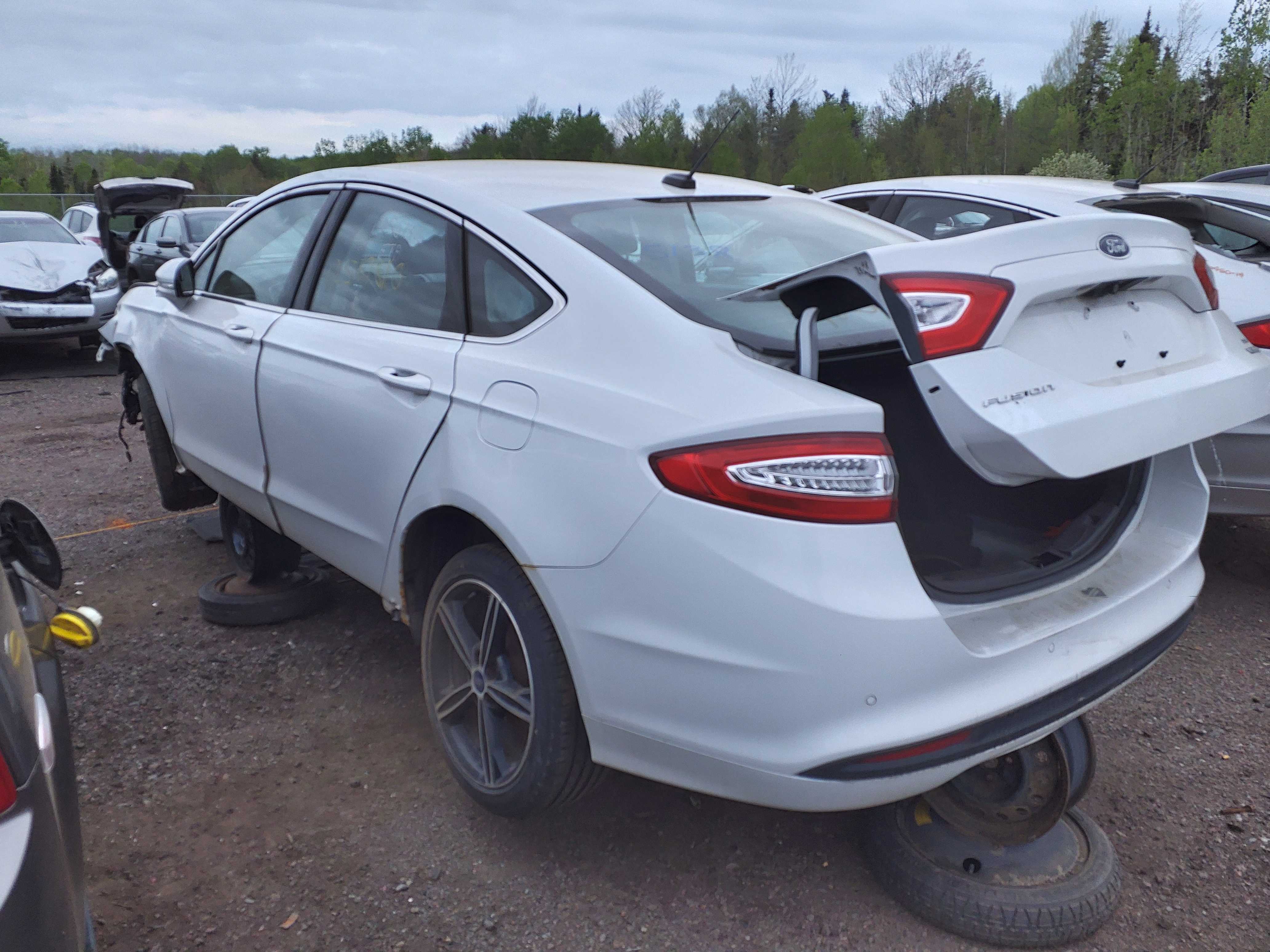 FORD FUSION 2015