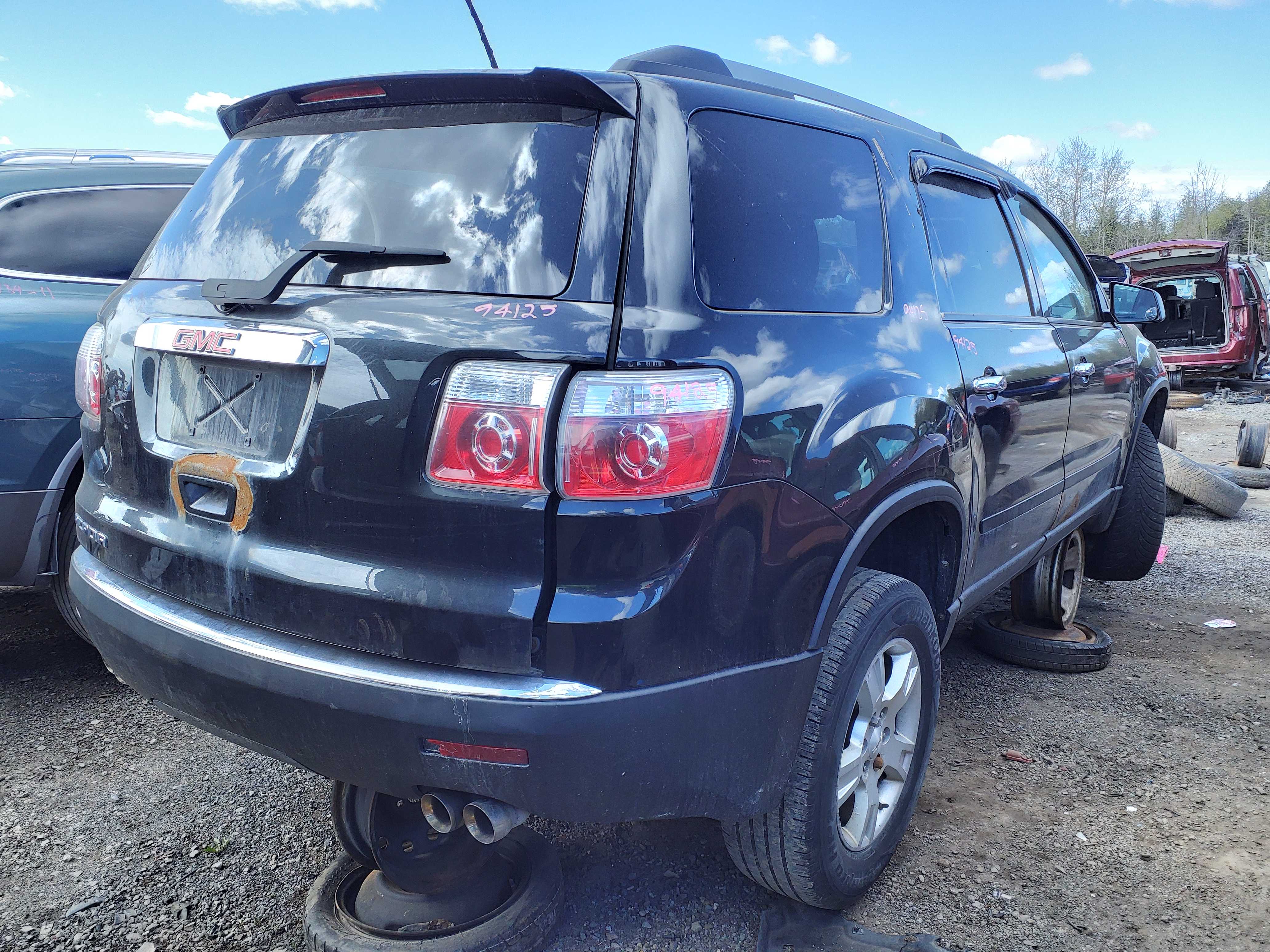 GMC ACADIA 2011