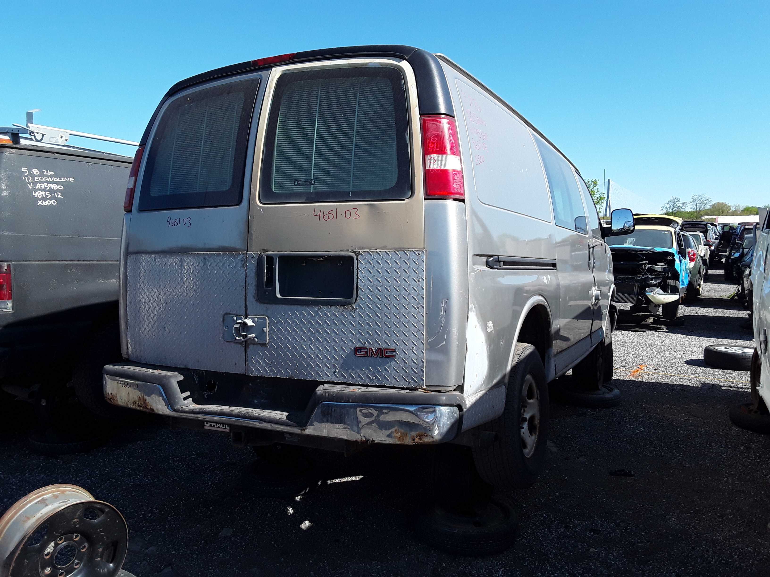 GMC SAVANA CARGO 2003