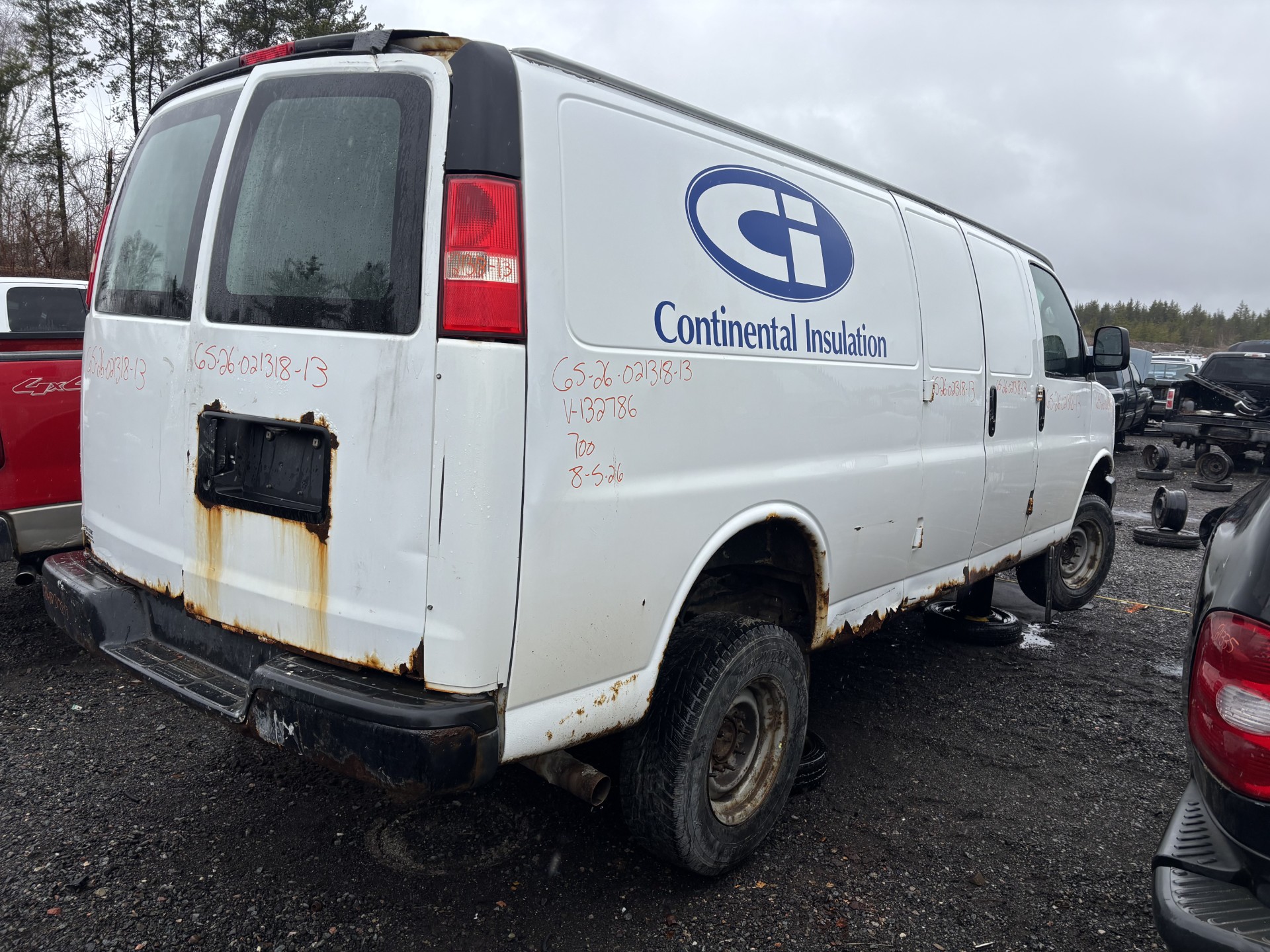 GMC SAVANA CARGO 2013
