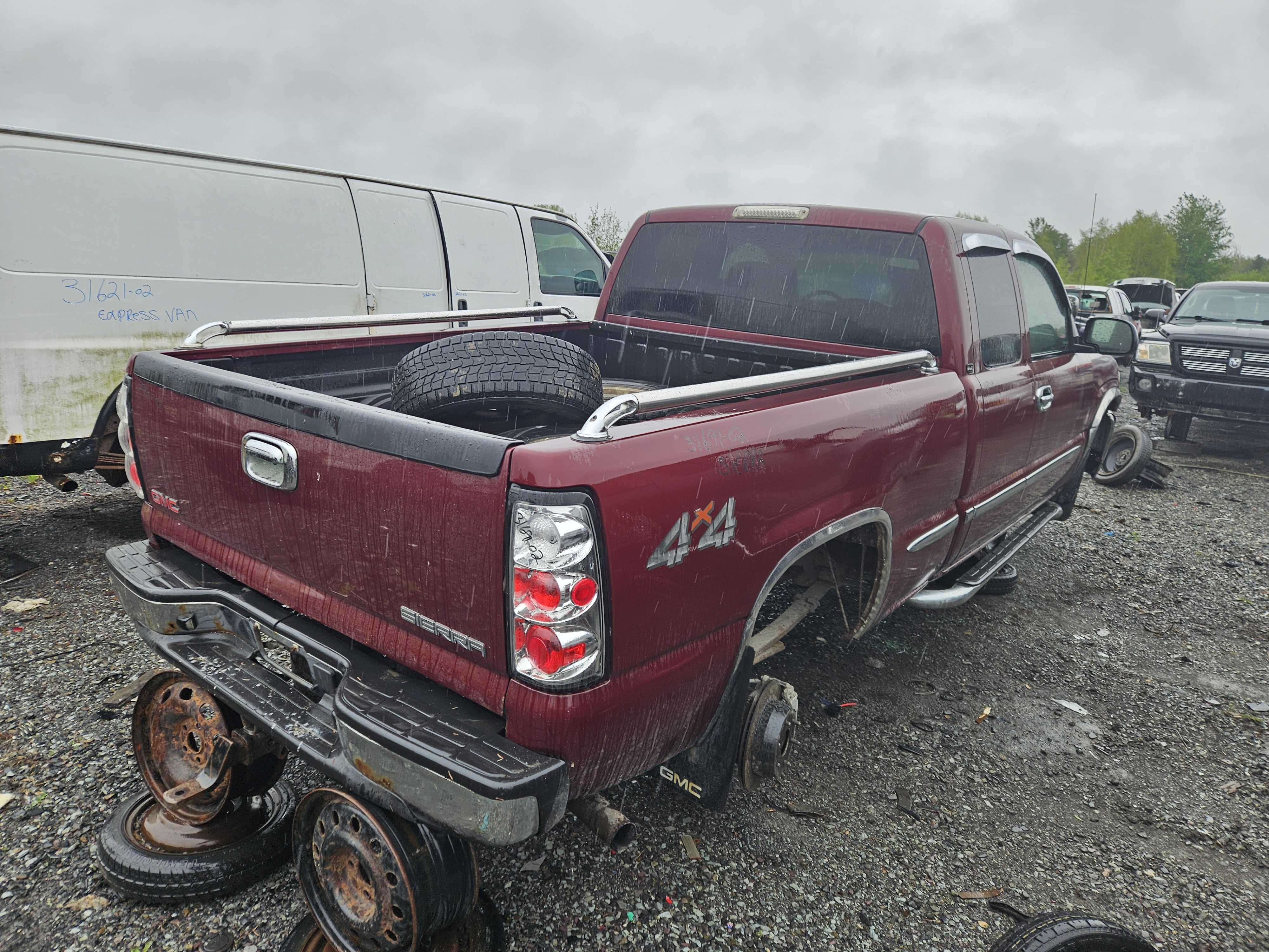 GMC SIERRA 1500 2002