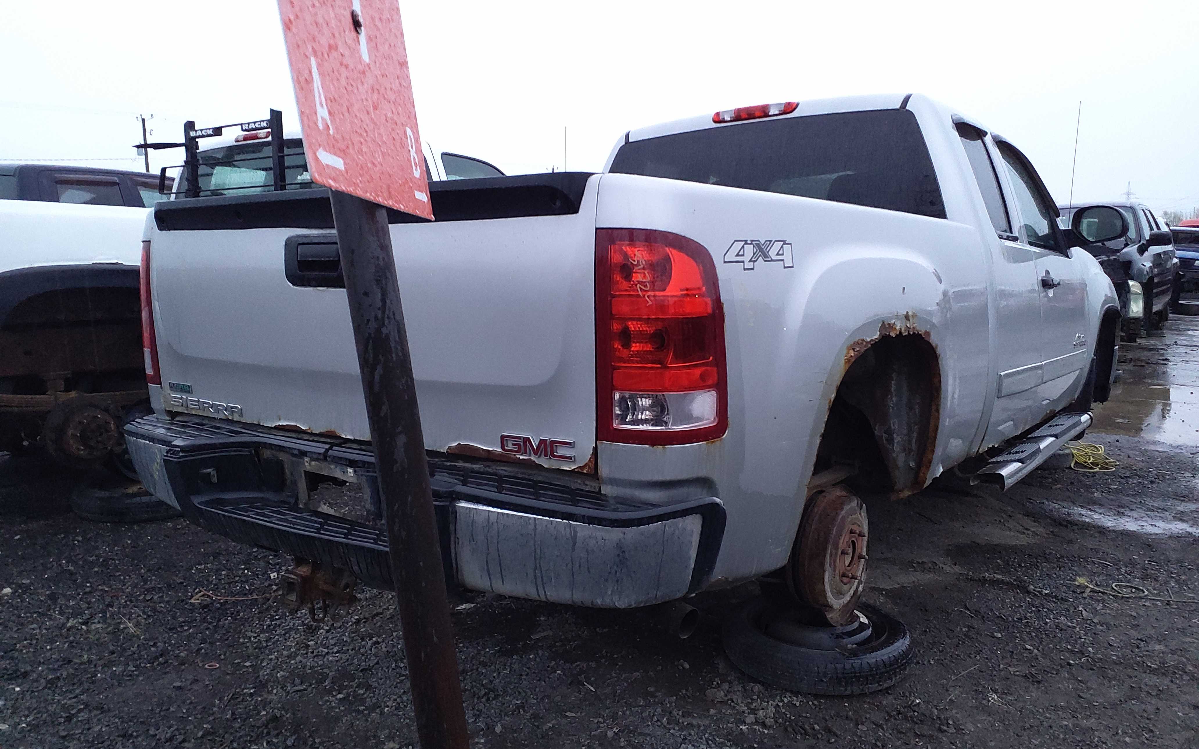 GMC SIERRA 1500 2011