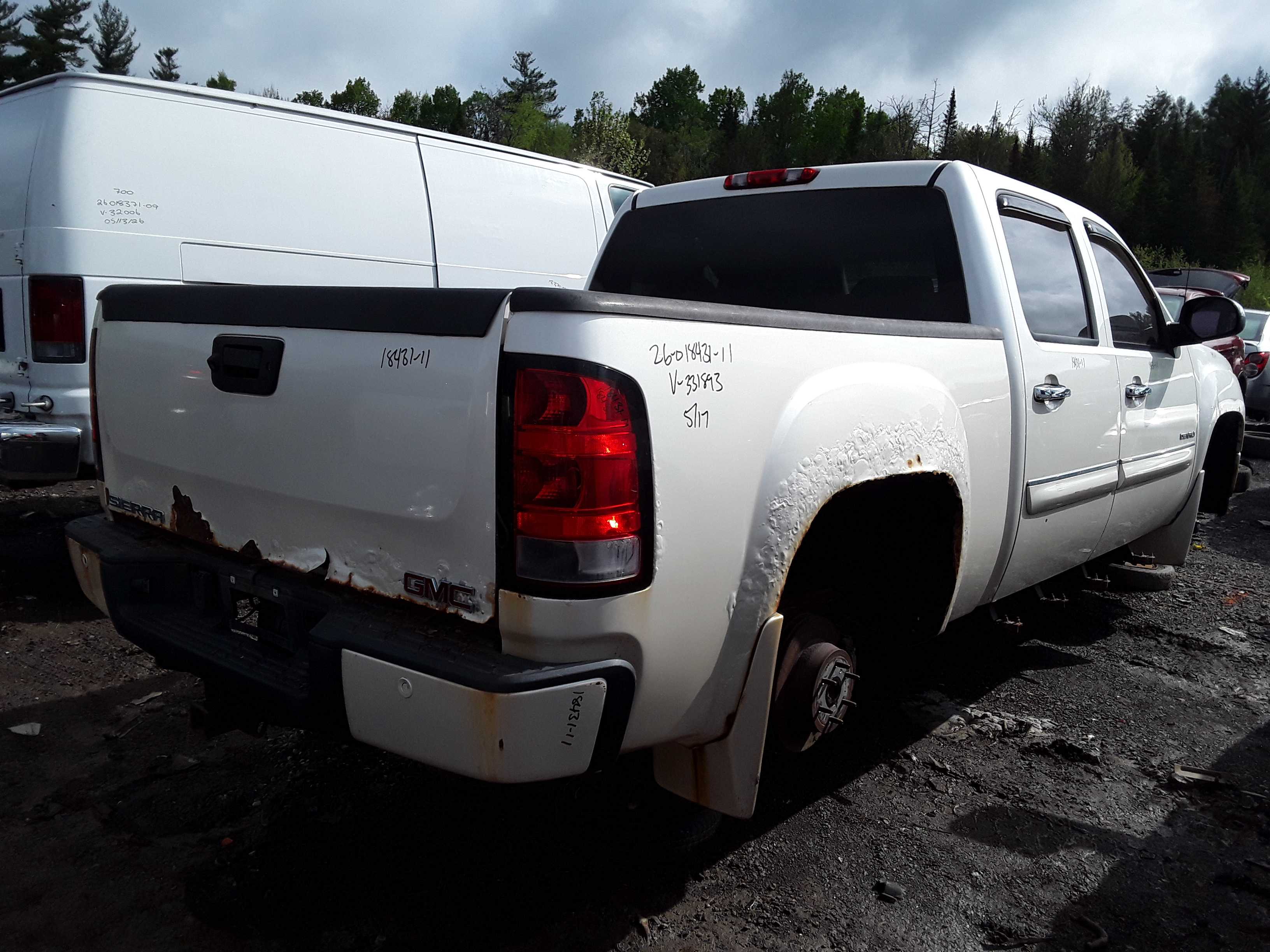 GMC SIERRA 1500 2011