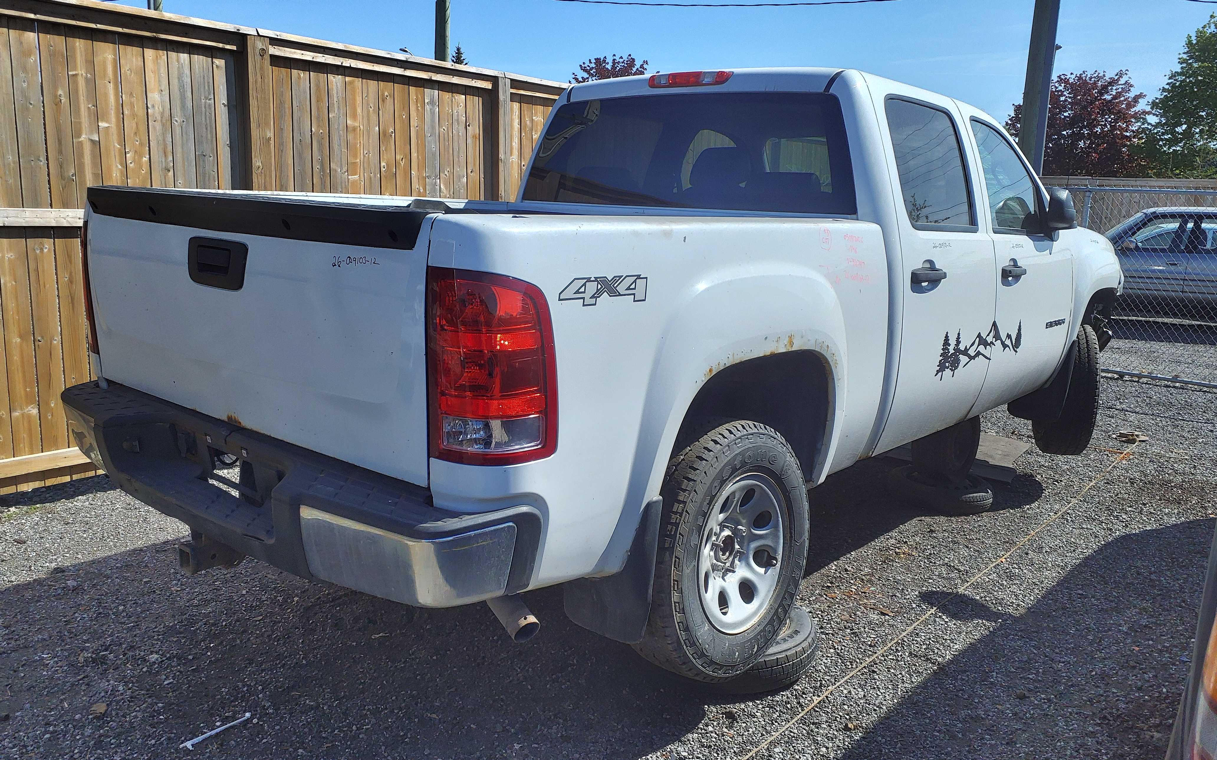 GMC SIERRA 1500 2012