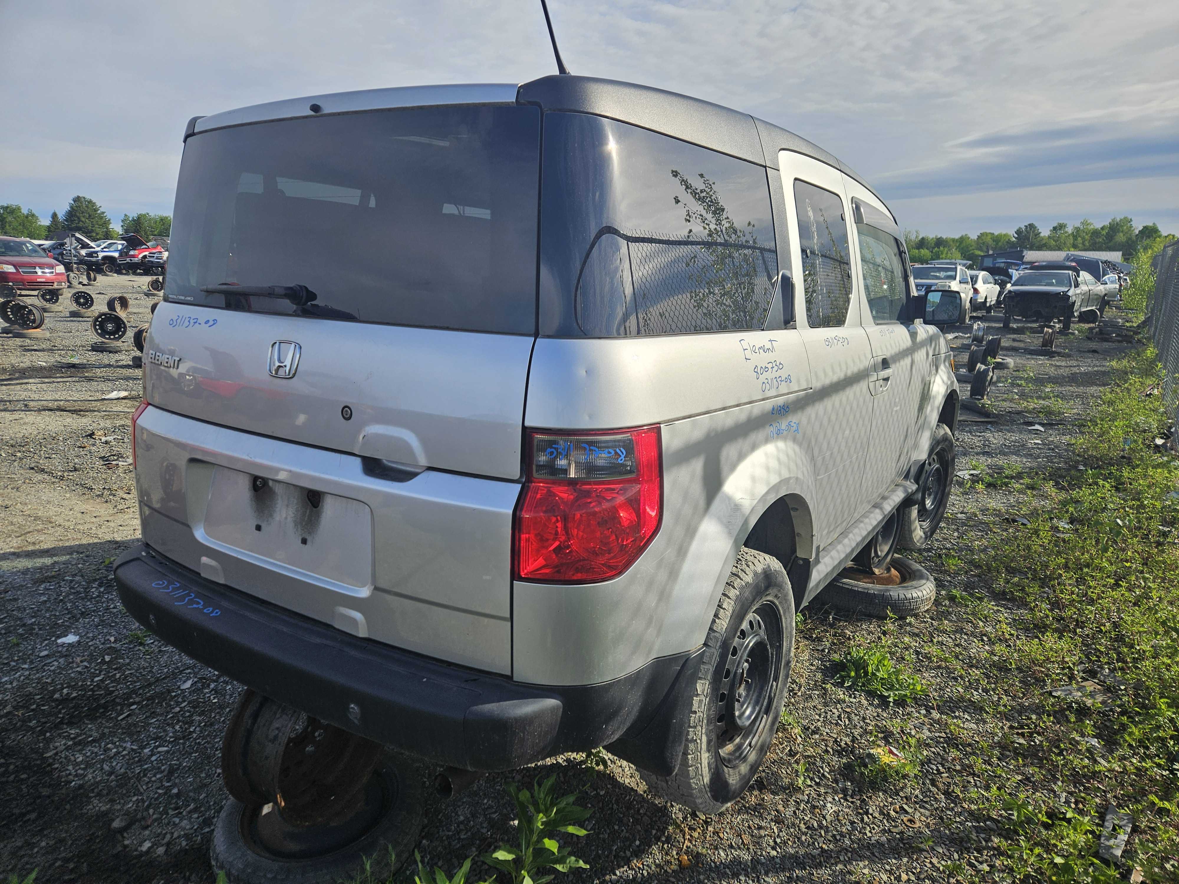 HONDA ELEMENT 2008