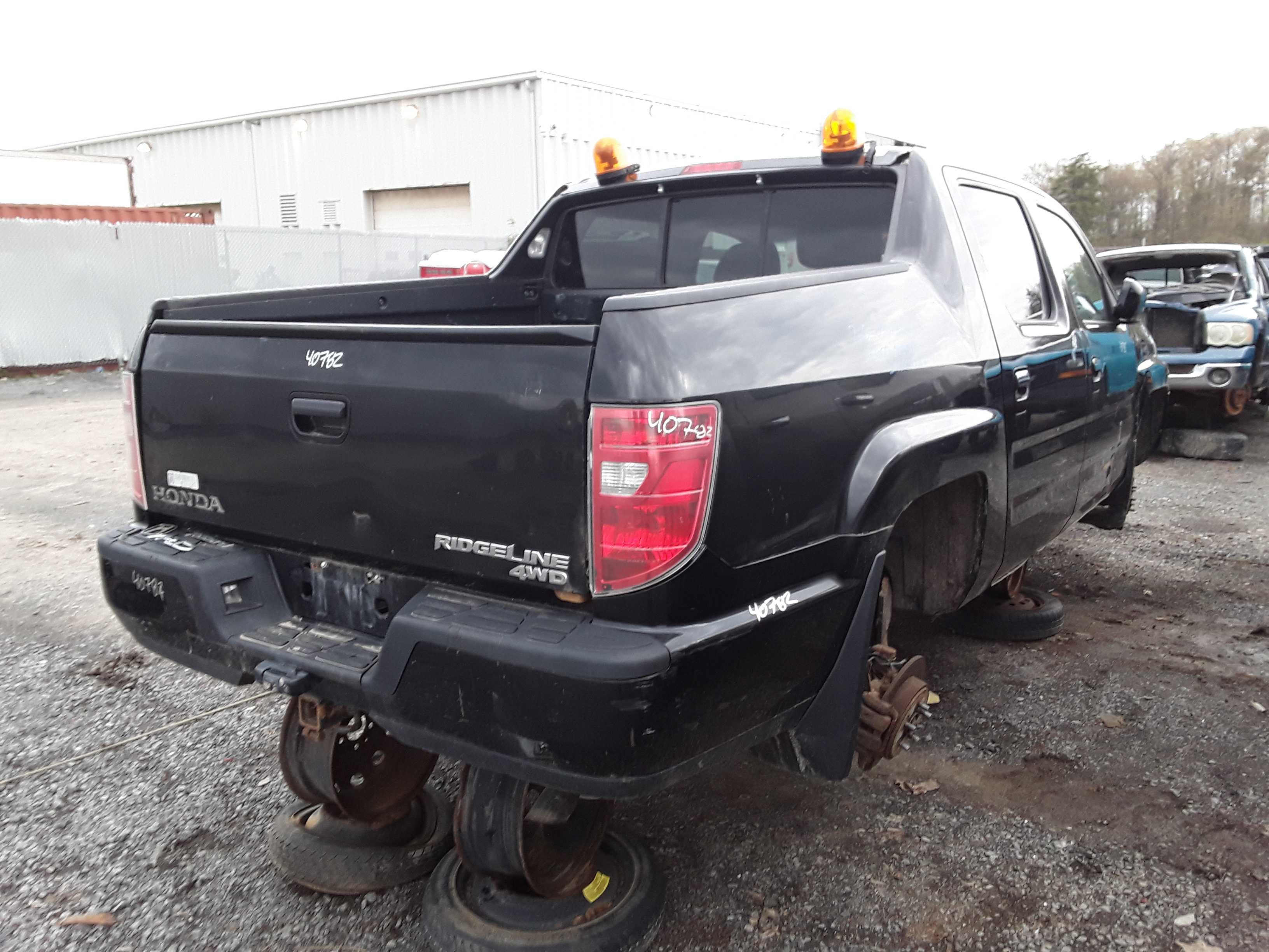 HONDA RIDGELINE 2009