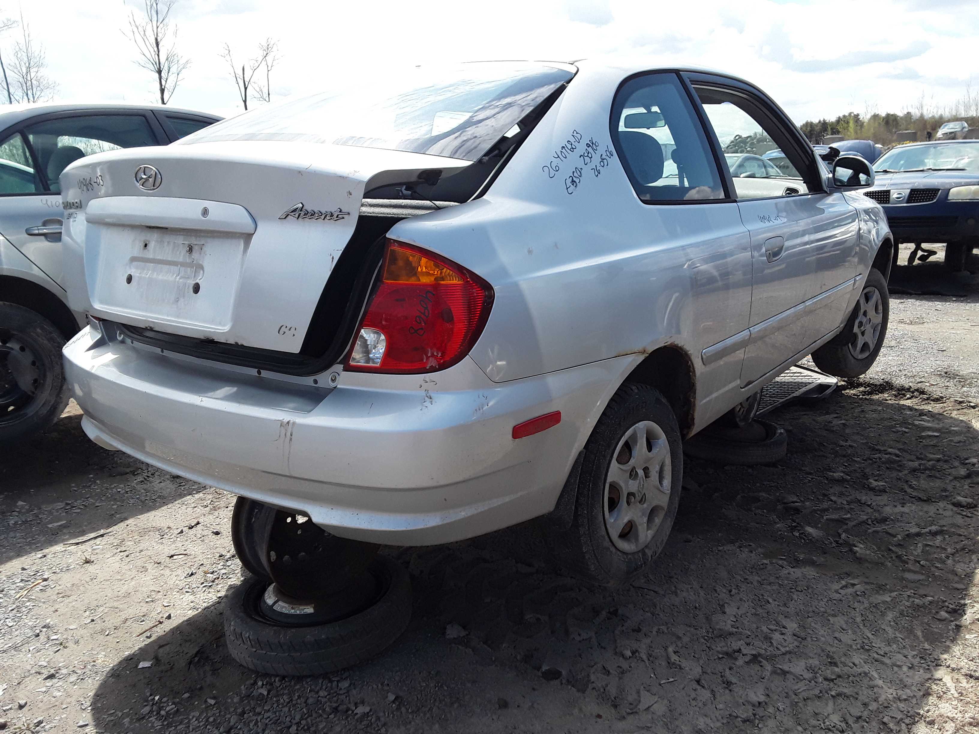 HYUNDAI ACCENT 2003