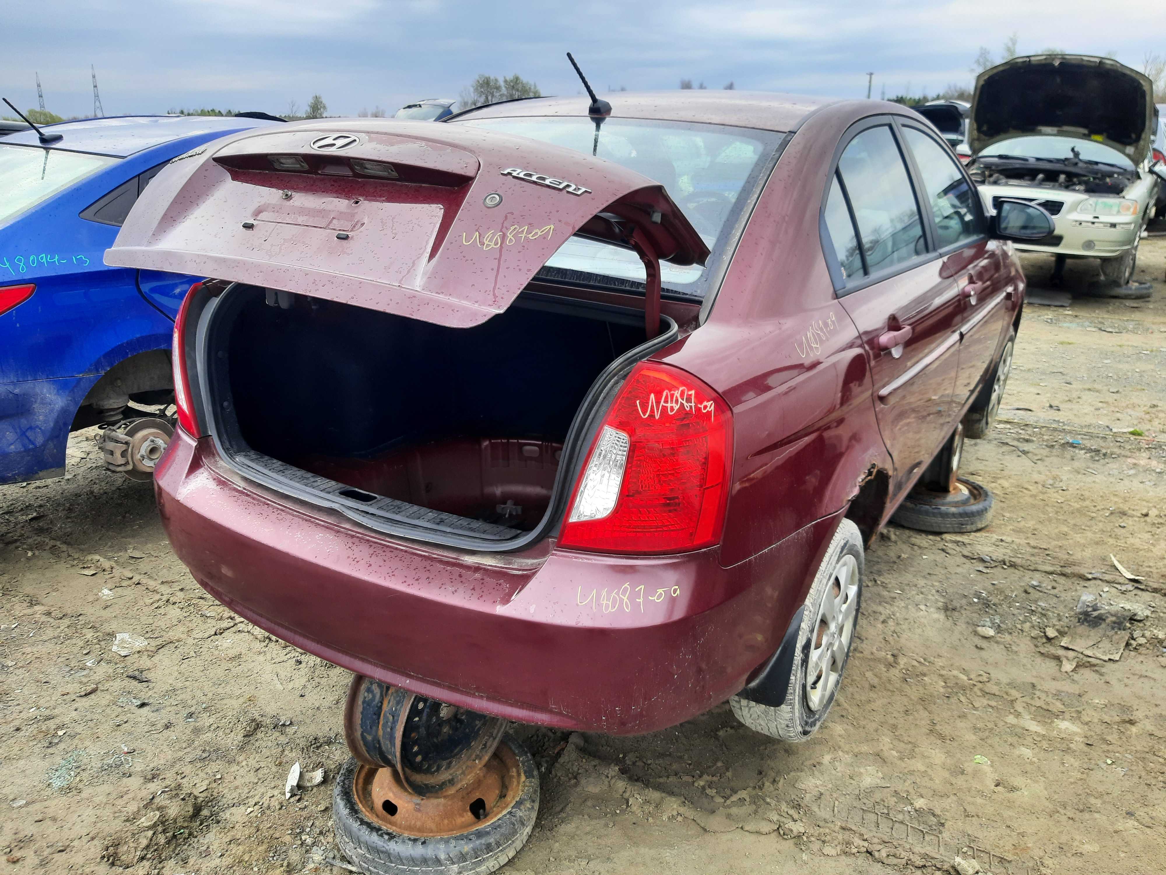 HYUNDAI ACCENT 2009