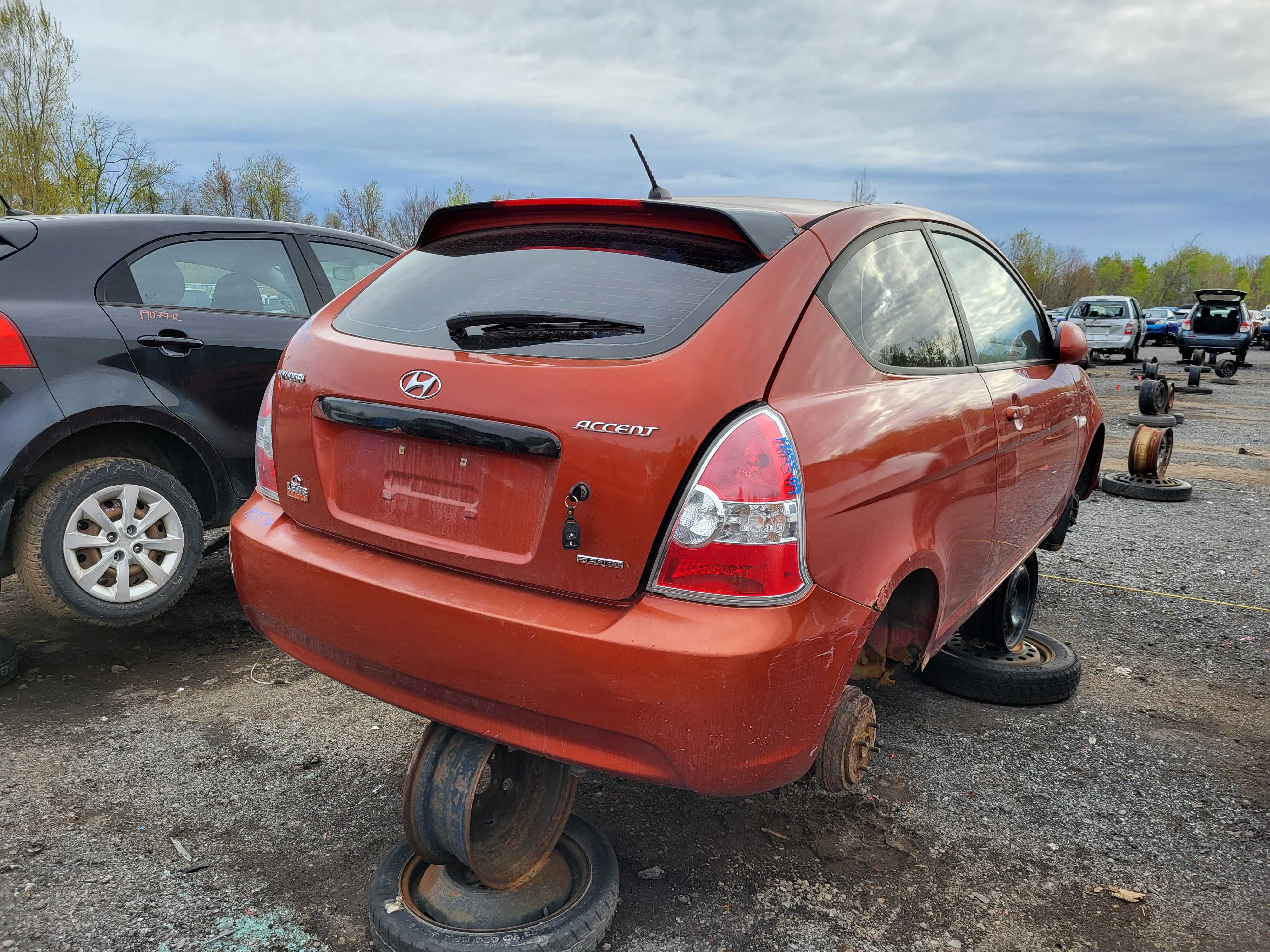 HYUNDAI ACCENT 2009