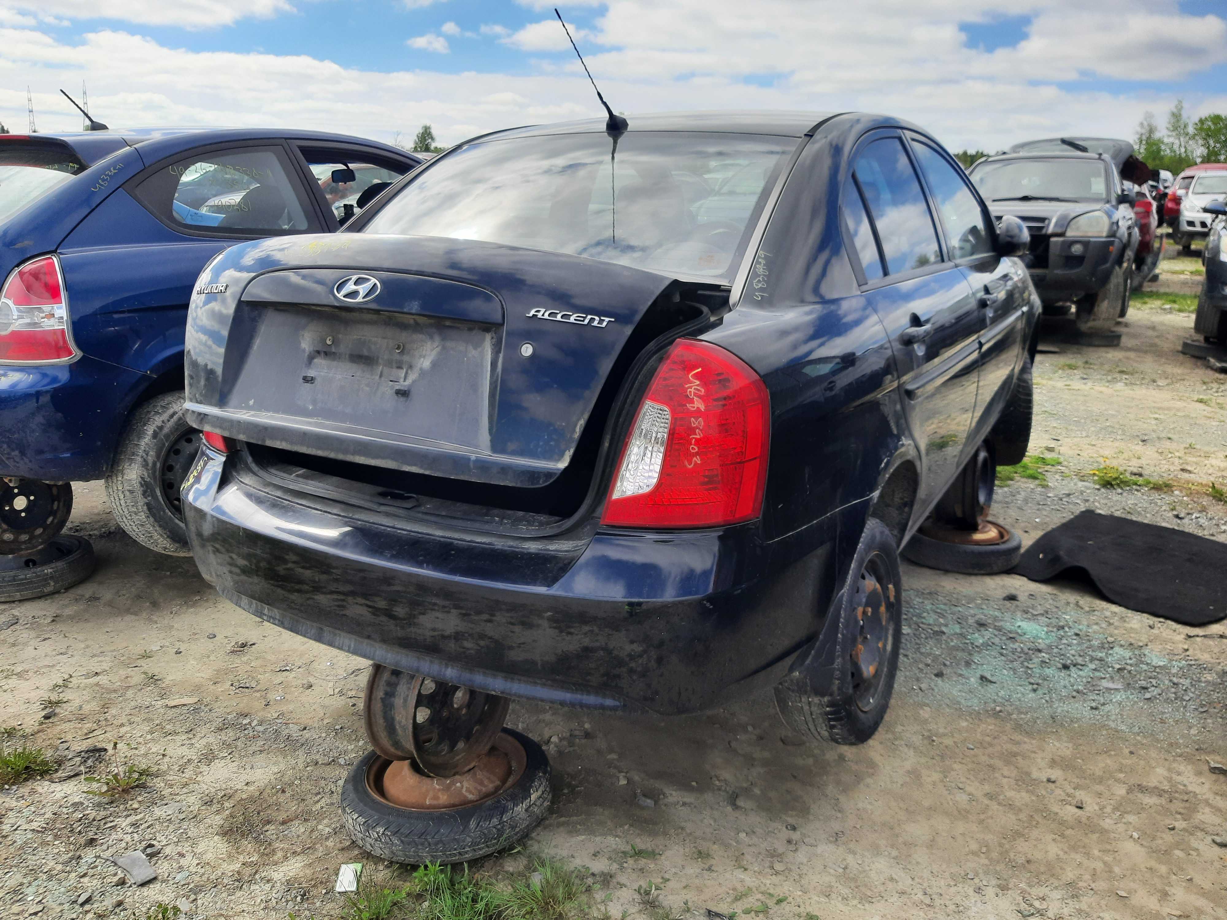 HYUNDAI ACCENT 2009