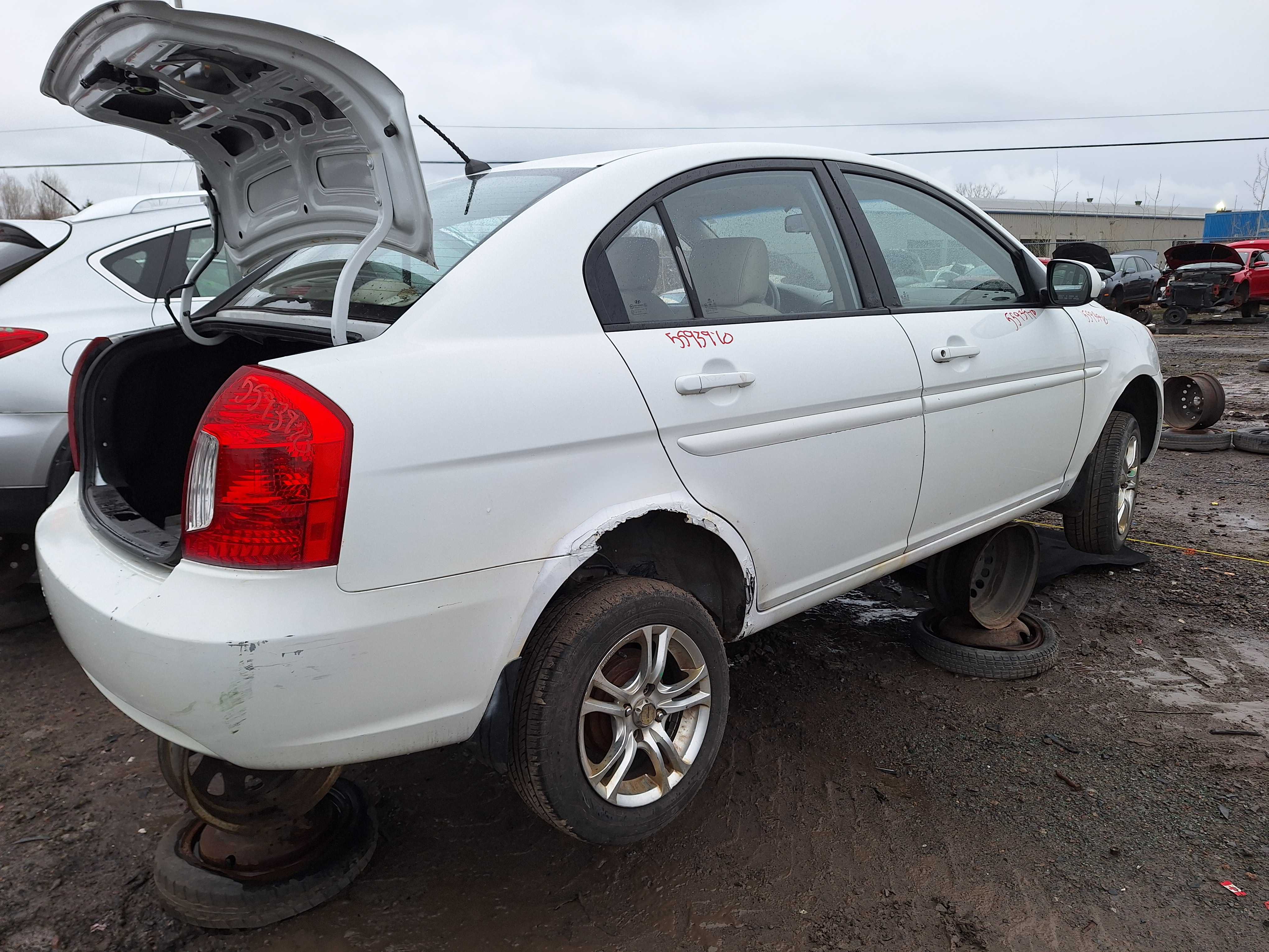 HYUNDAI ACCENT 2010