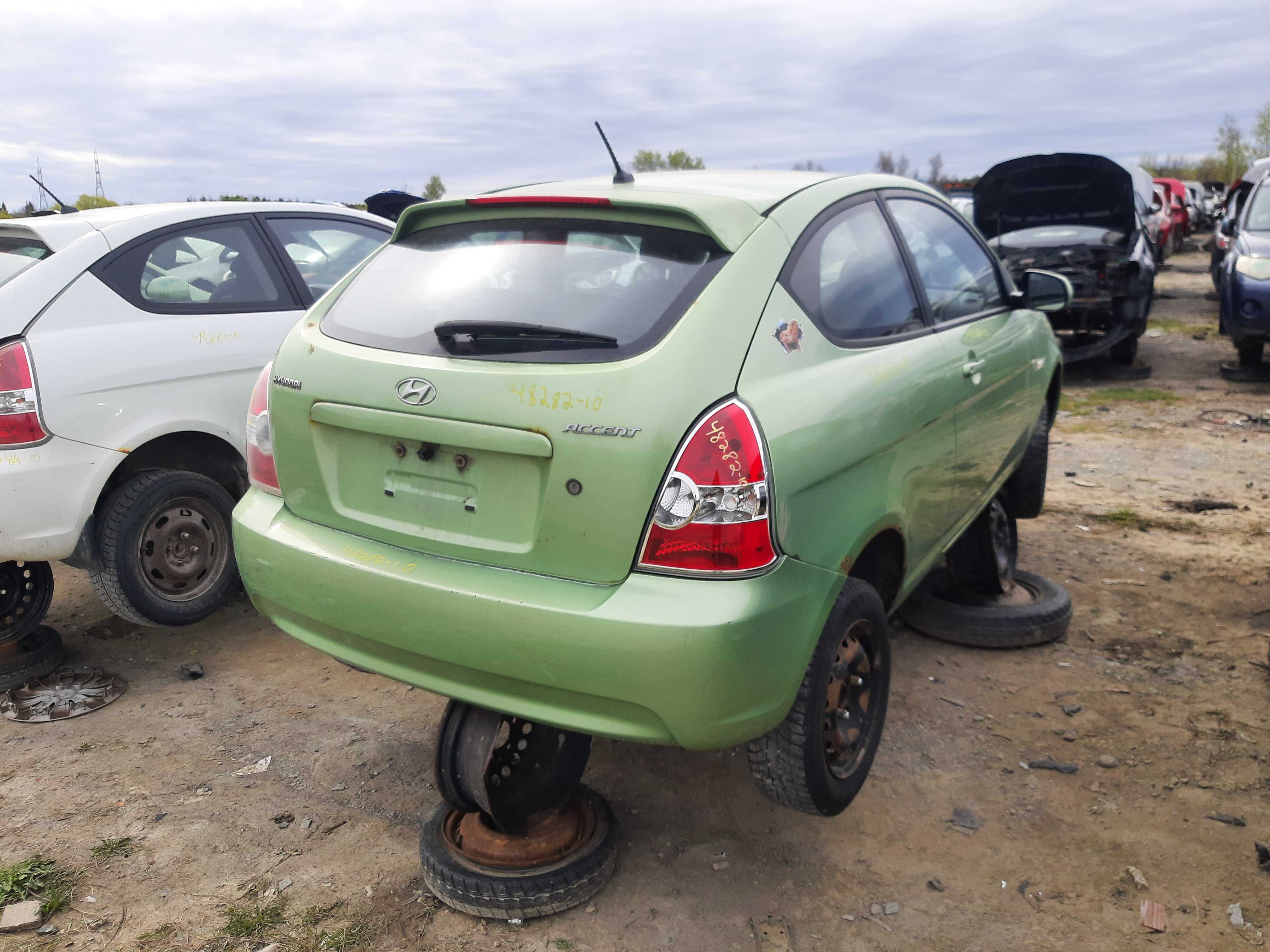 HYUNDAI ACCENT 2010
