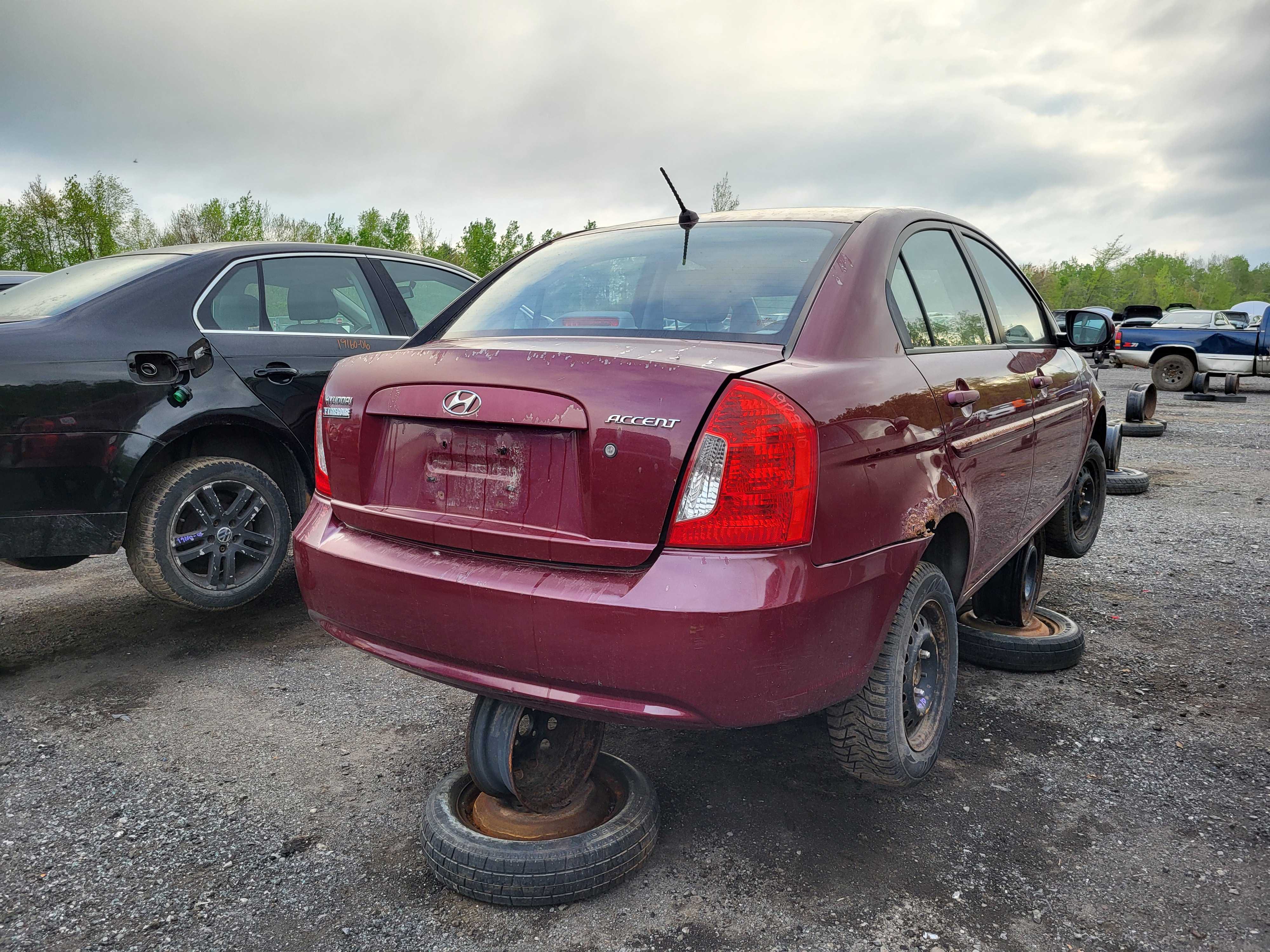 HYUNDAI ACCENT 2010