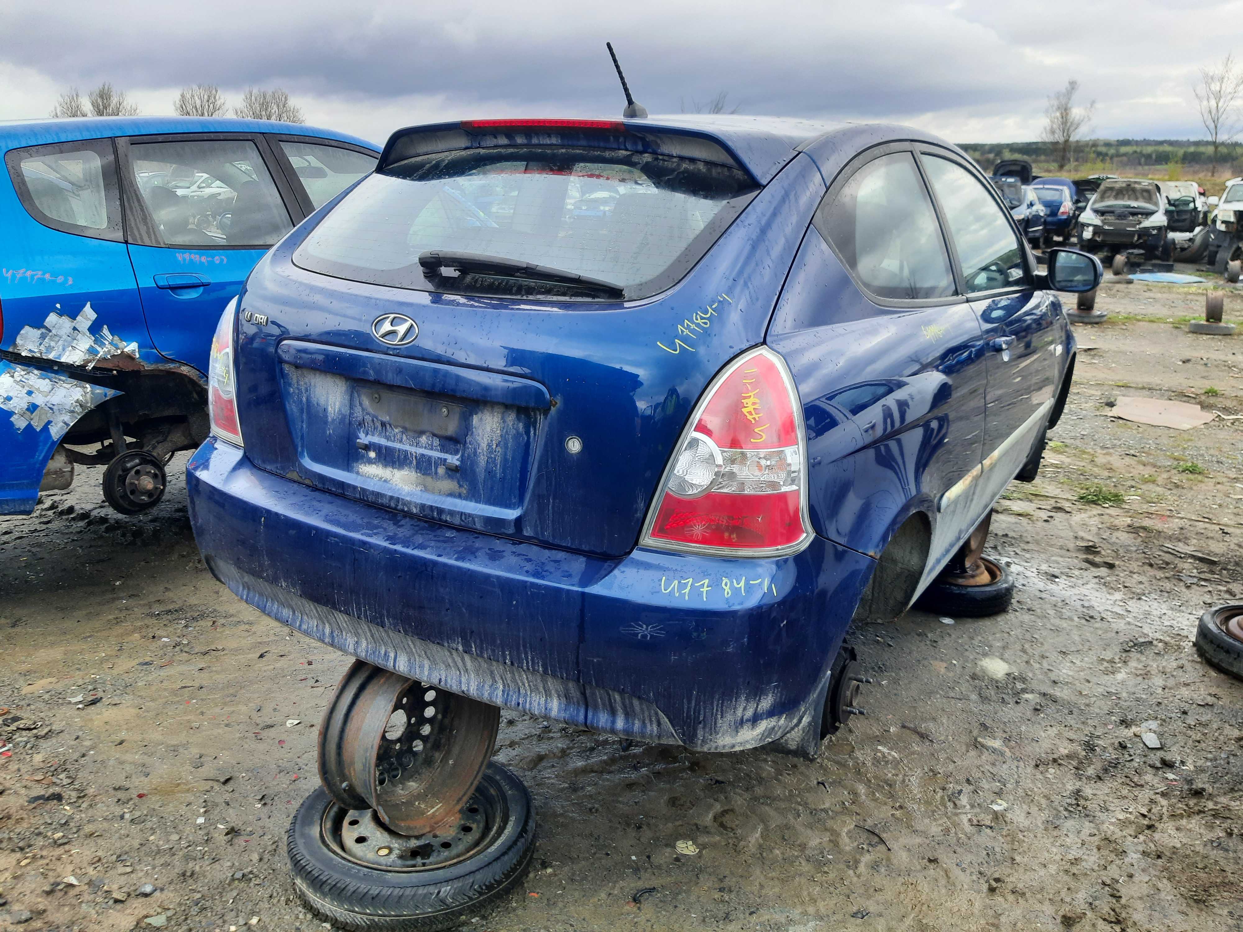 HYUNDAI ACCENT 2011