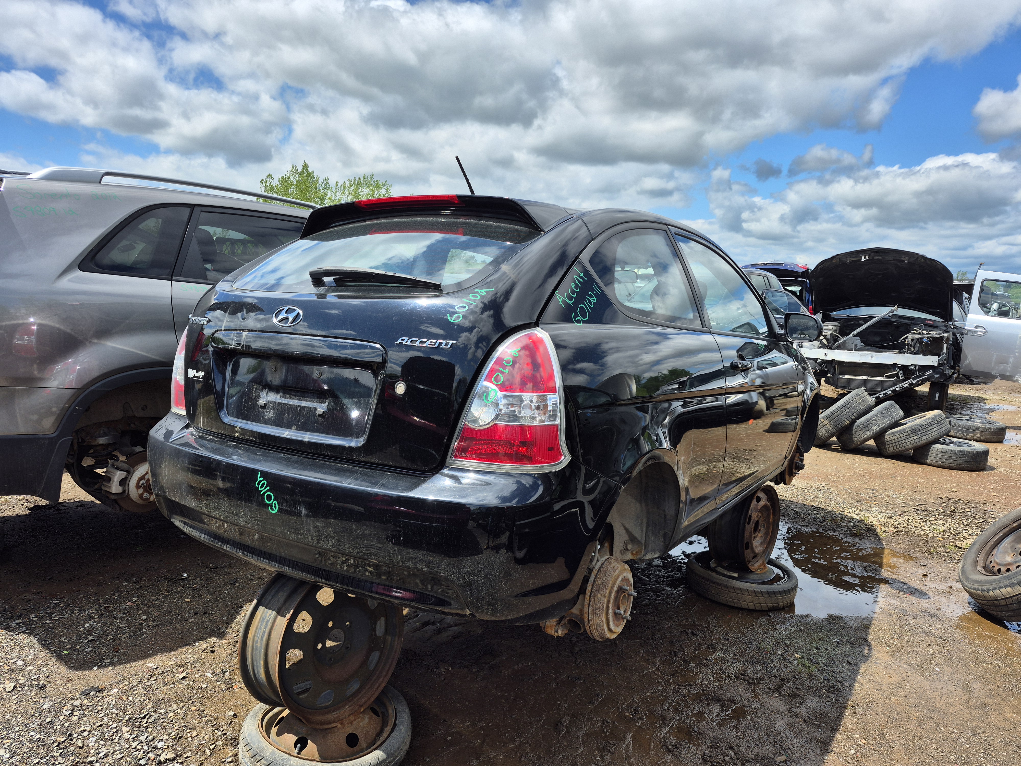 HYUNDAI ACCENT 2011