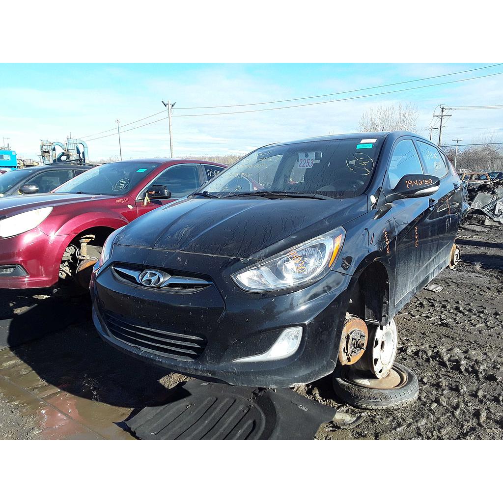 HYUNDAI ACCENT 2012
