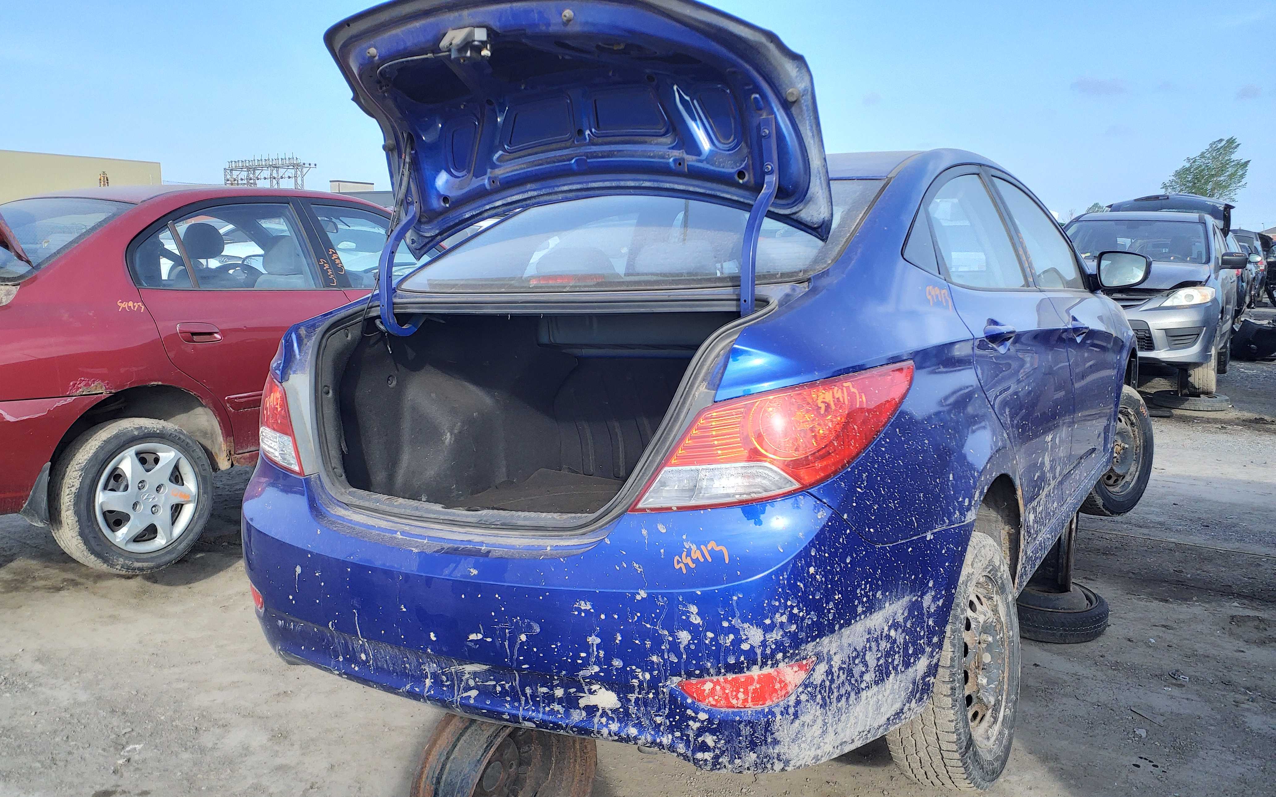 HYUNDAI ACCENT 2012