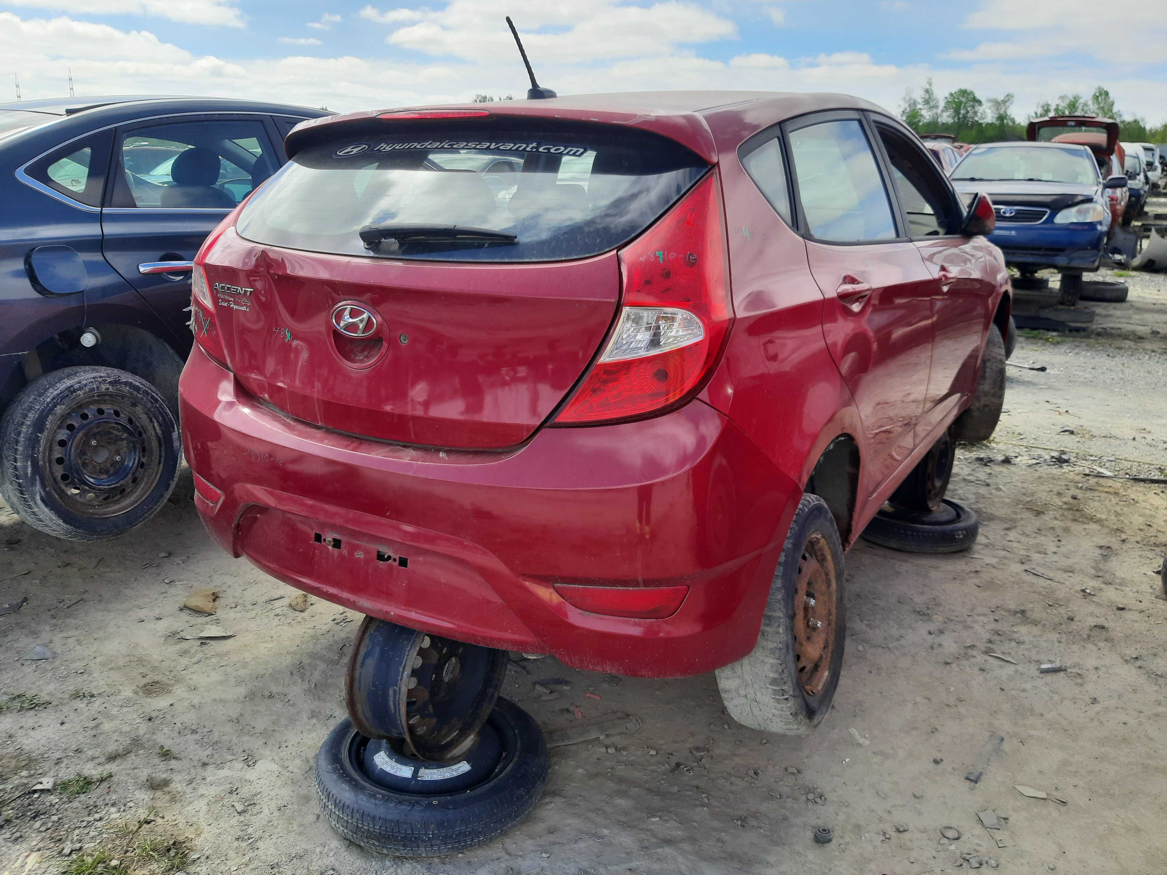HYUNDAI ACCENT 2012