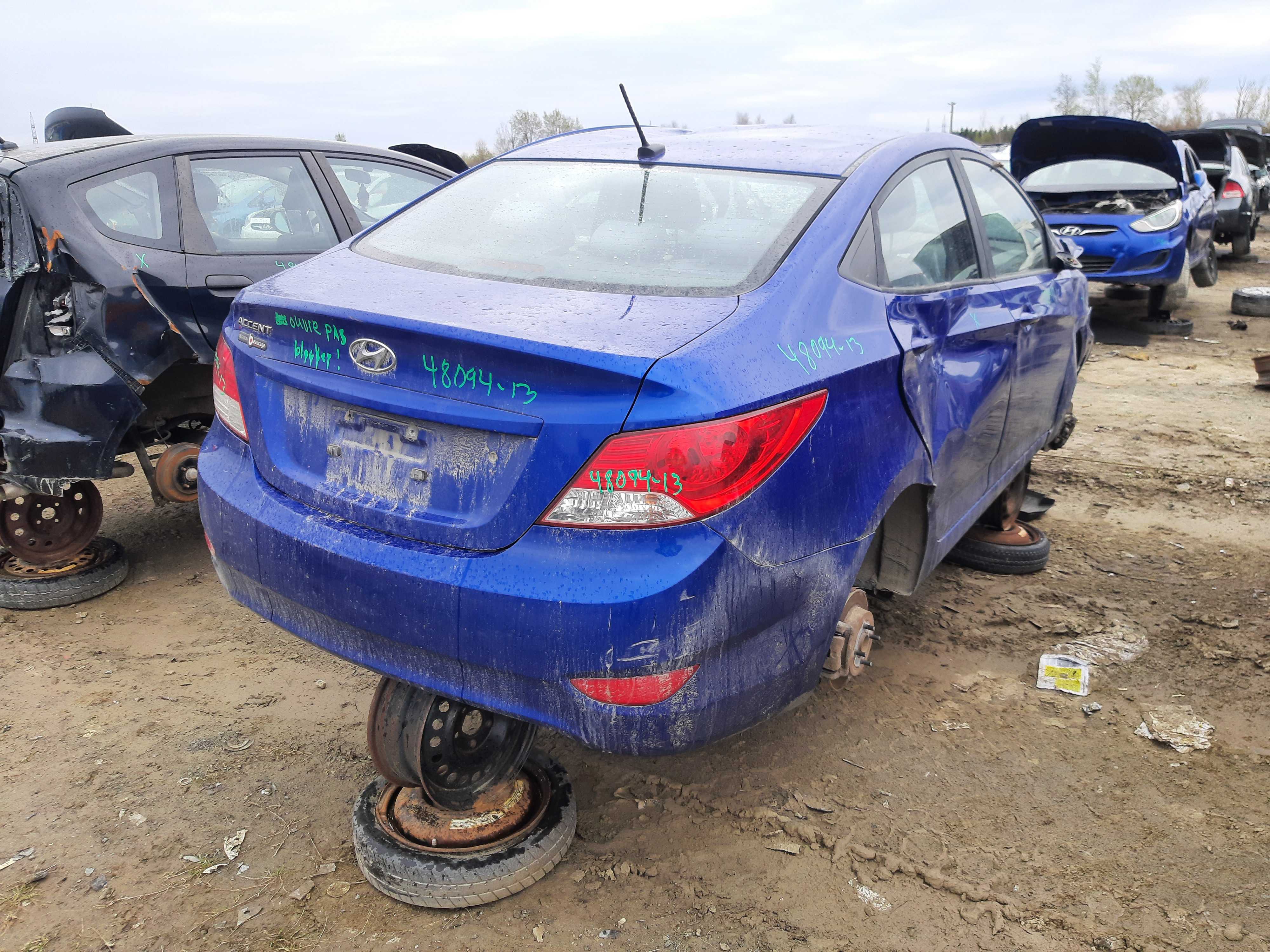 HYUNDAI ACCENT 2013