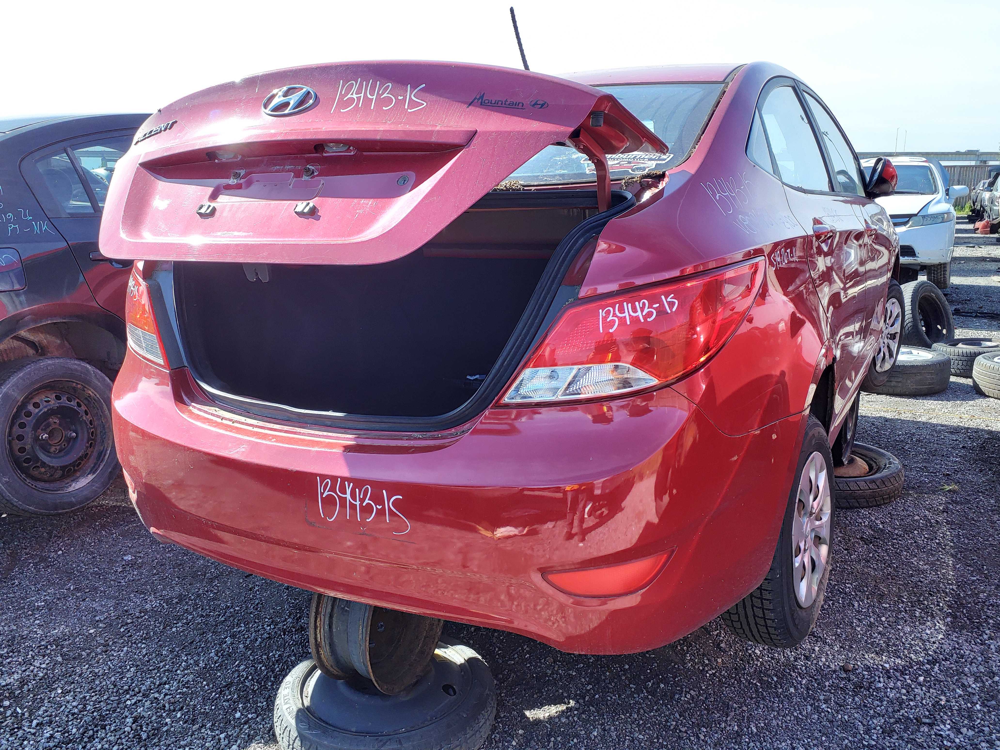 HYUNDAI ACCENT 2015