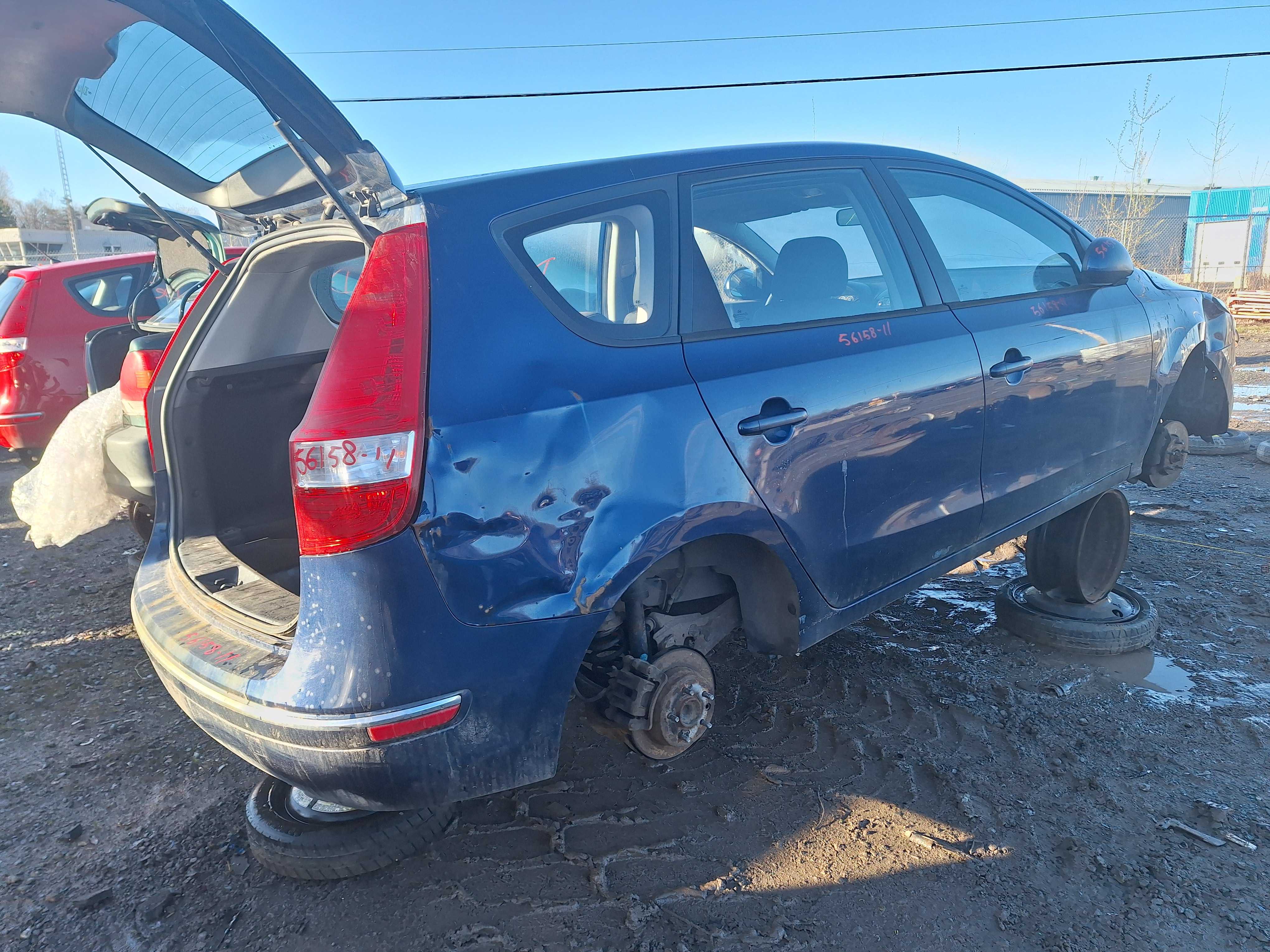 HYUNDAI ELANTRA 2011