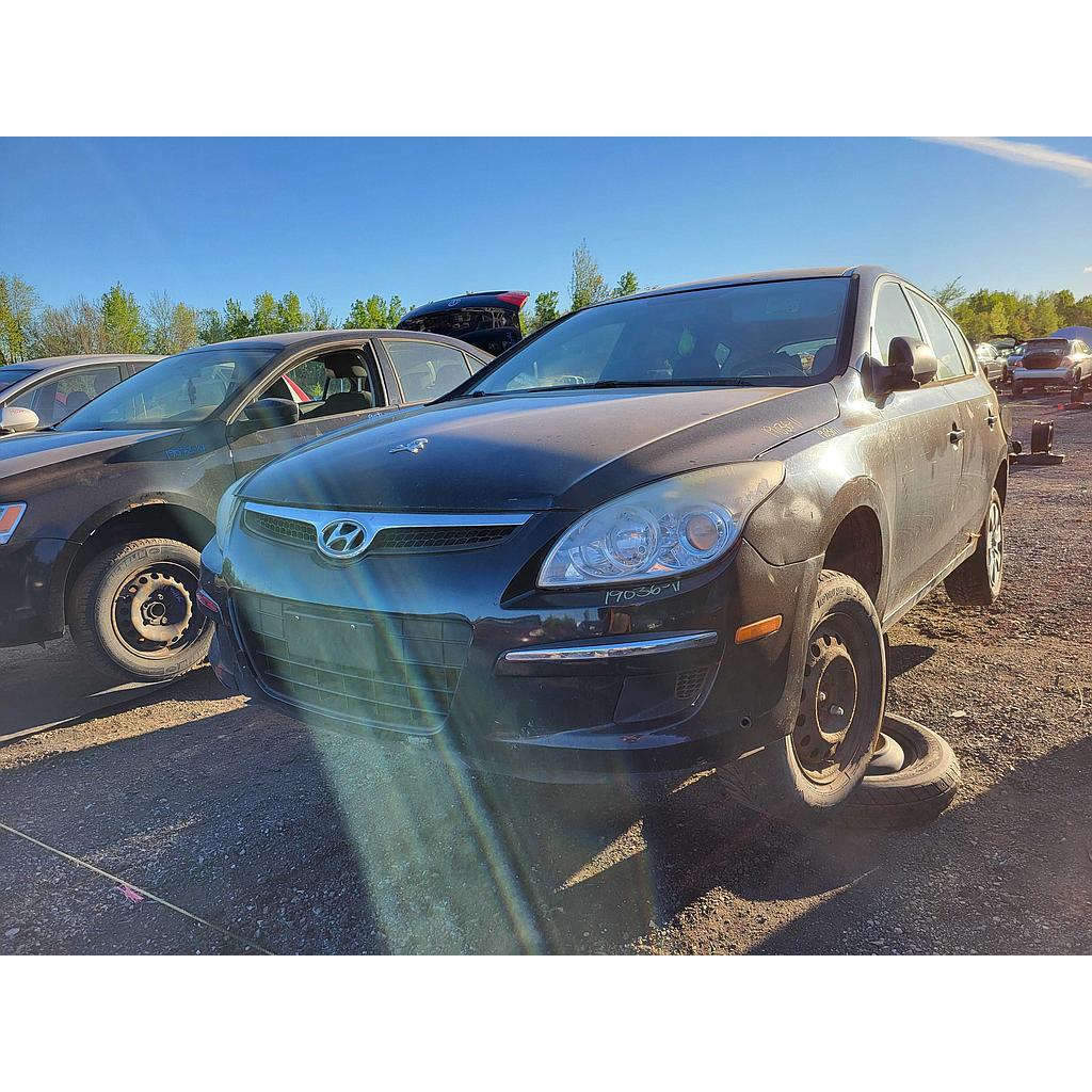 HYUNDAI ELANTRA 2011