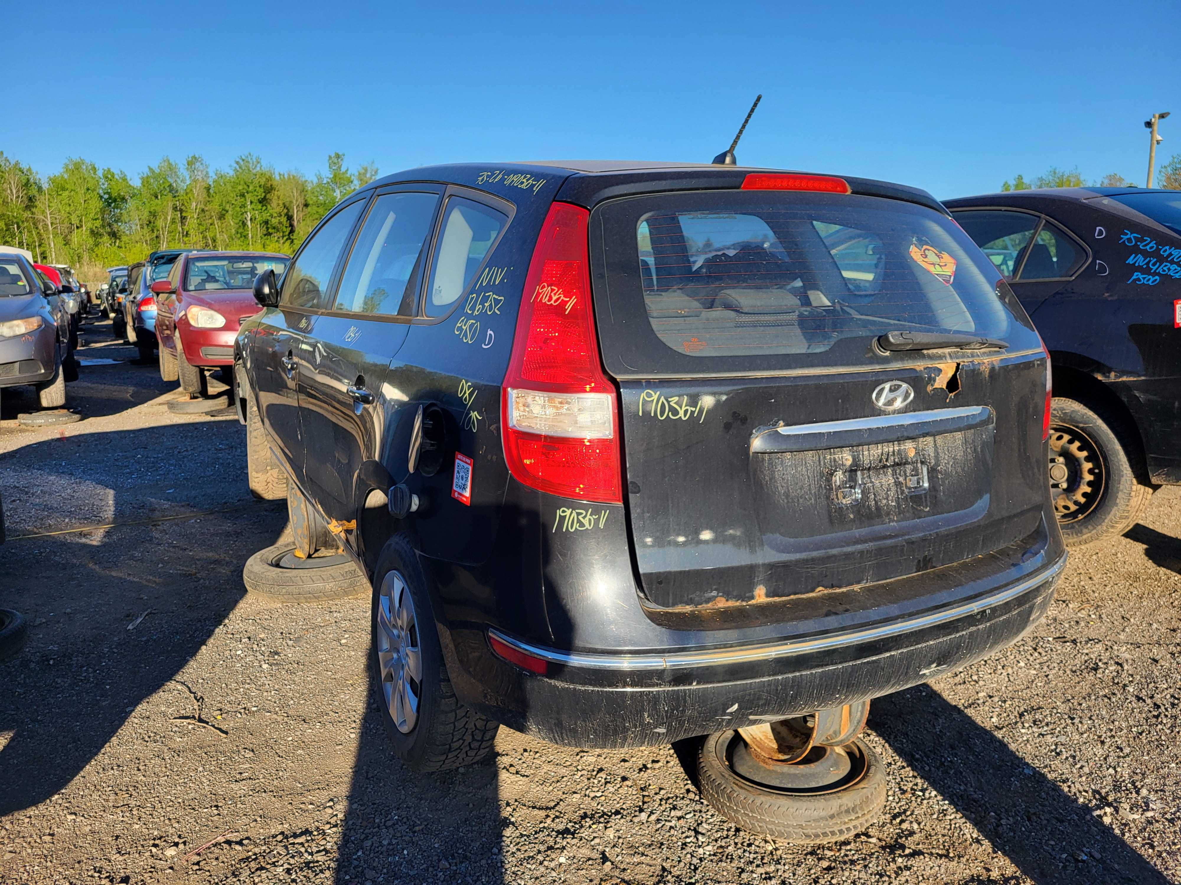 HYUNDAI ELANTRA 2011