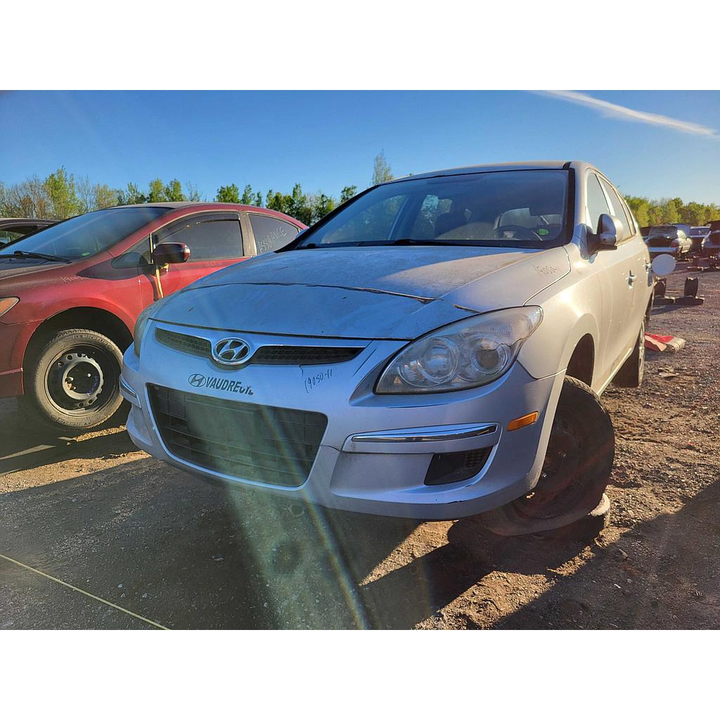 HYUNDAI ELANTRA 2011