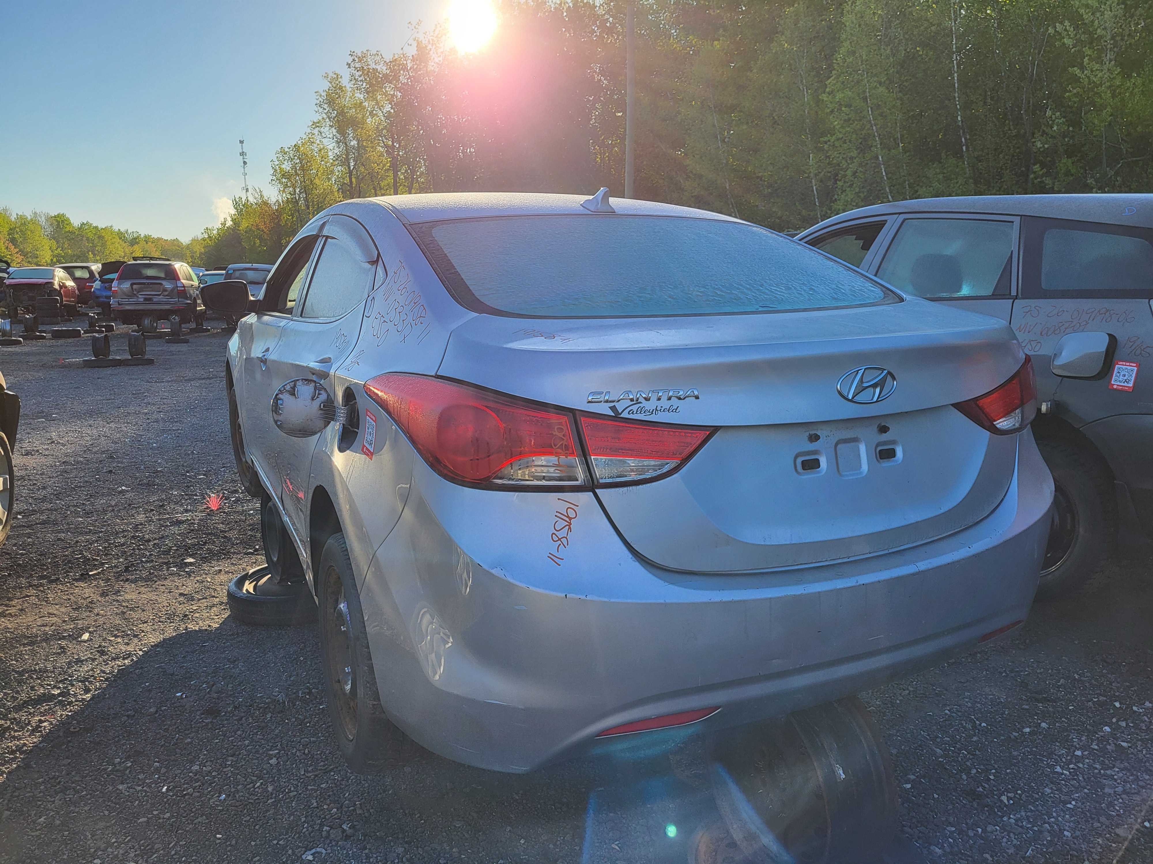 HYUNDAI ELANTRA 2011