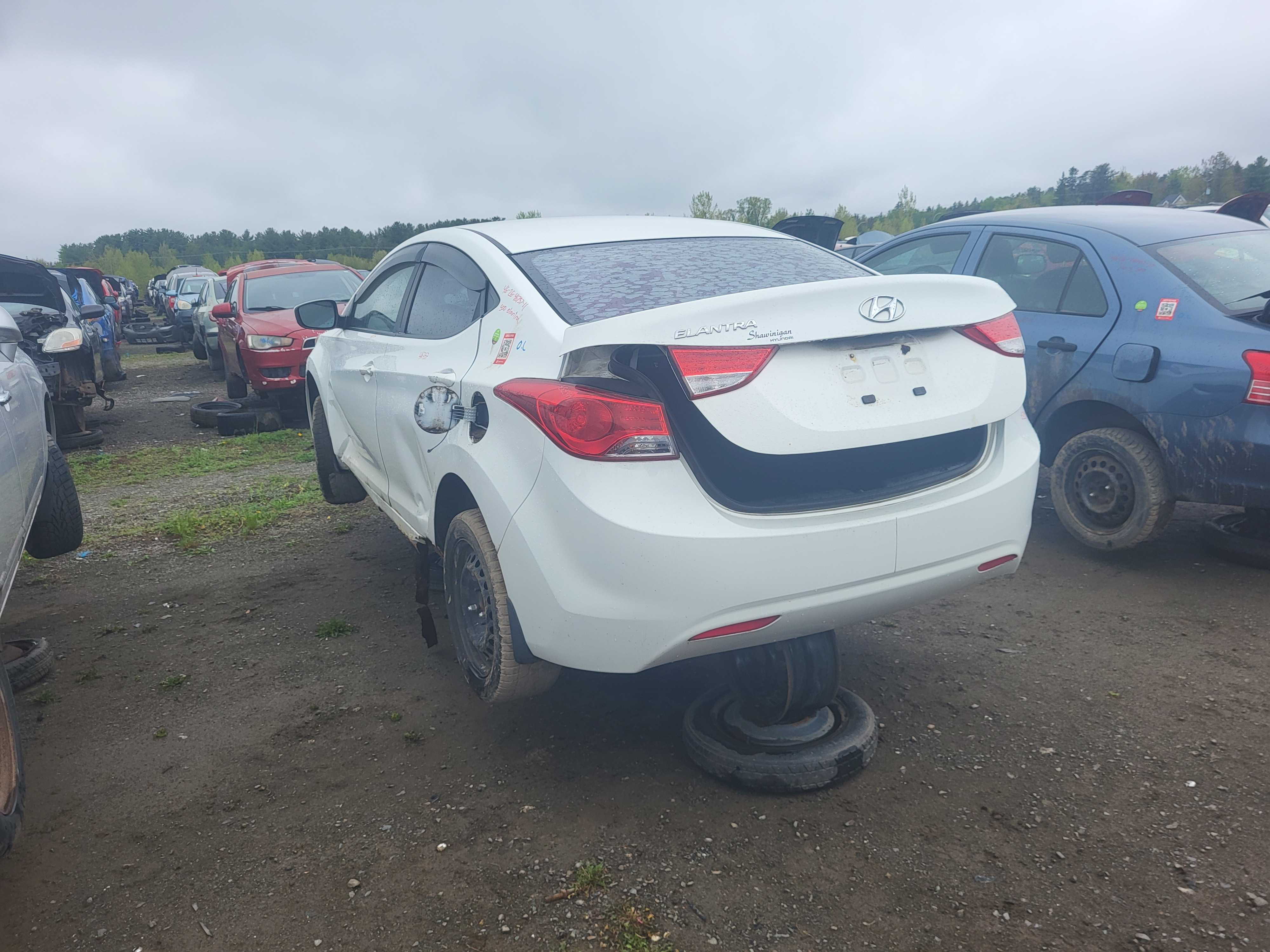 HYUNDAI ELANTRA 2011