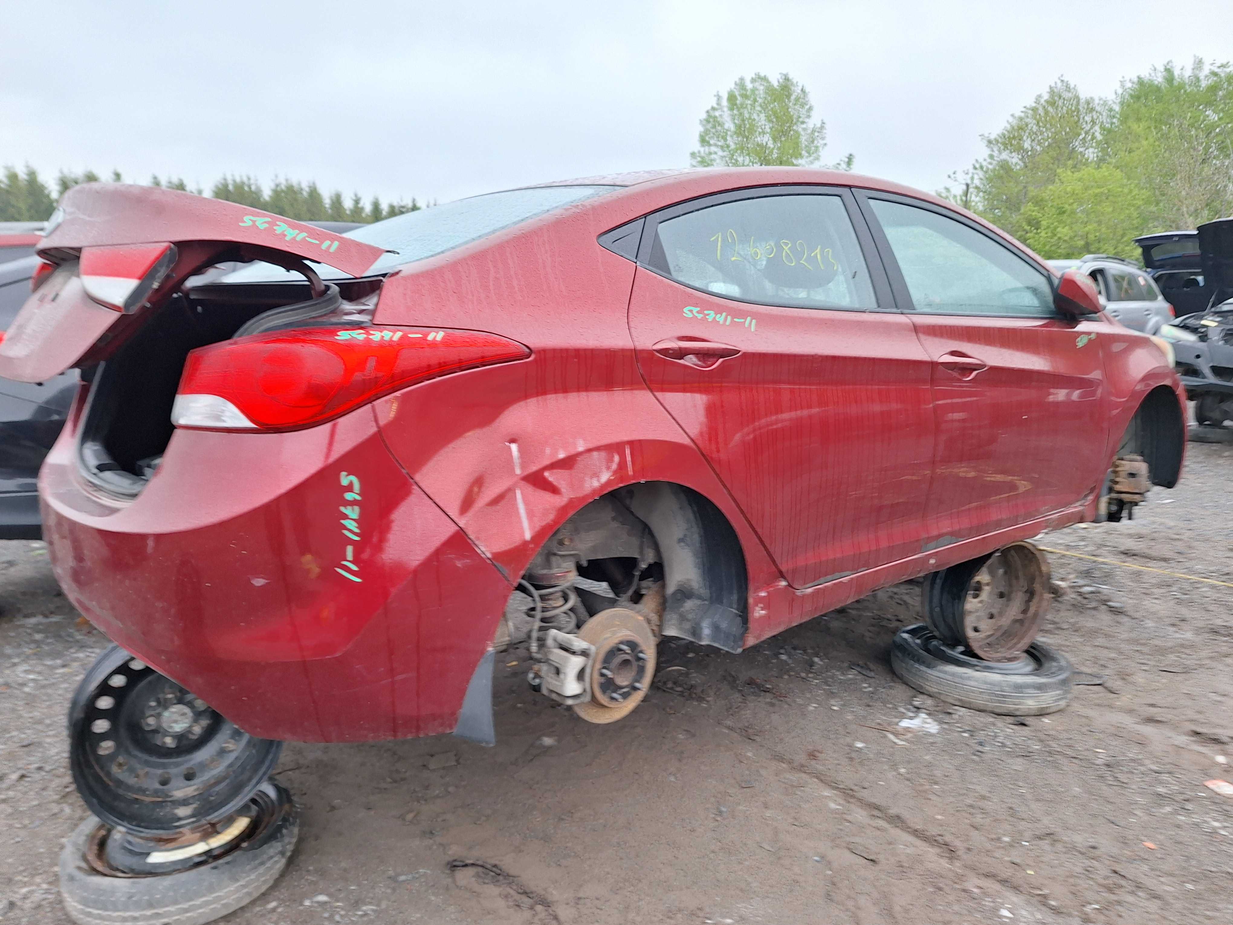 HYUNDAI ELANTRA 2011