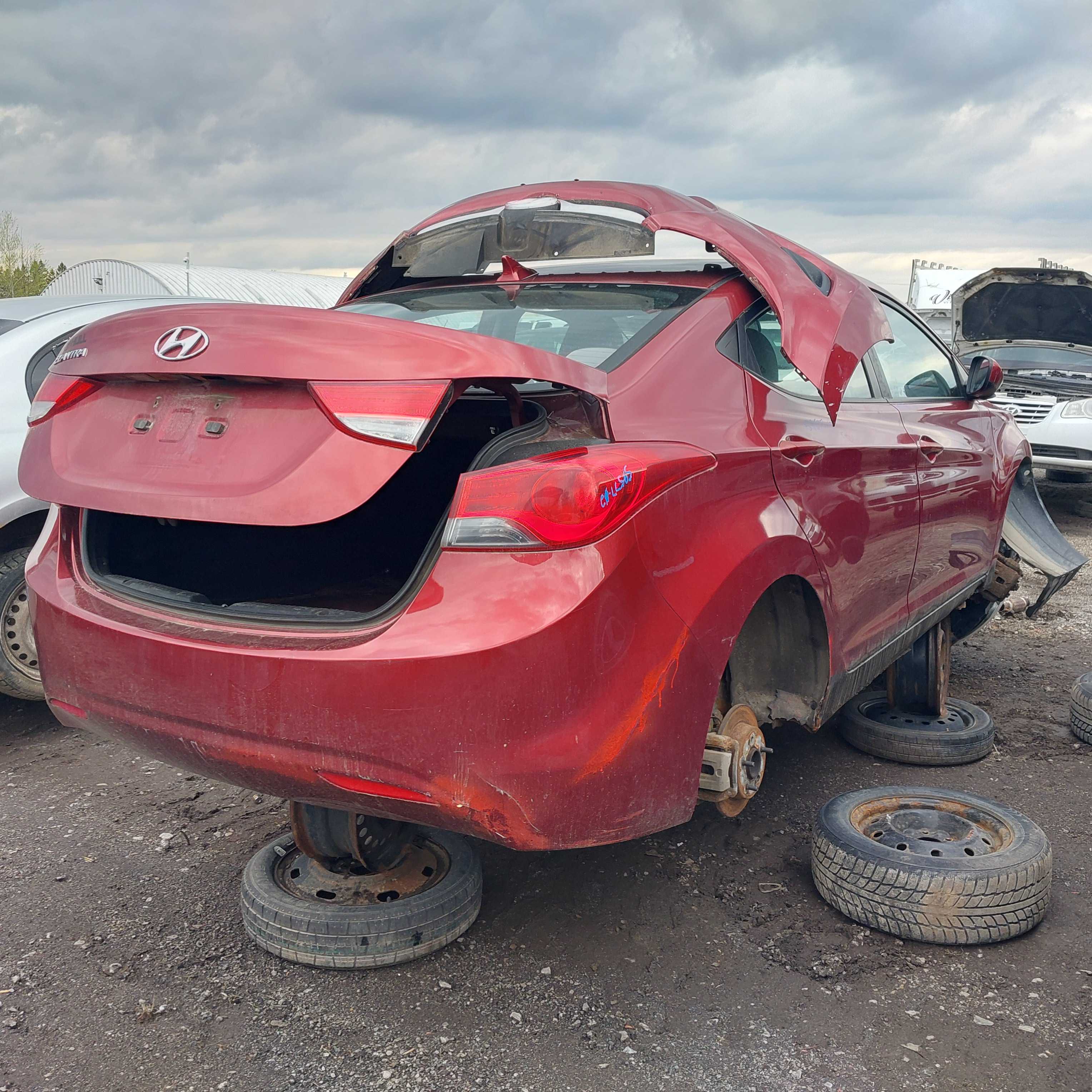 HYUNDAI ELANTRA 2012