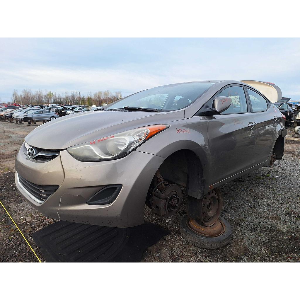 HYUNDAI ELANTRA 2013