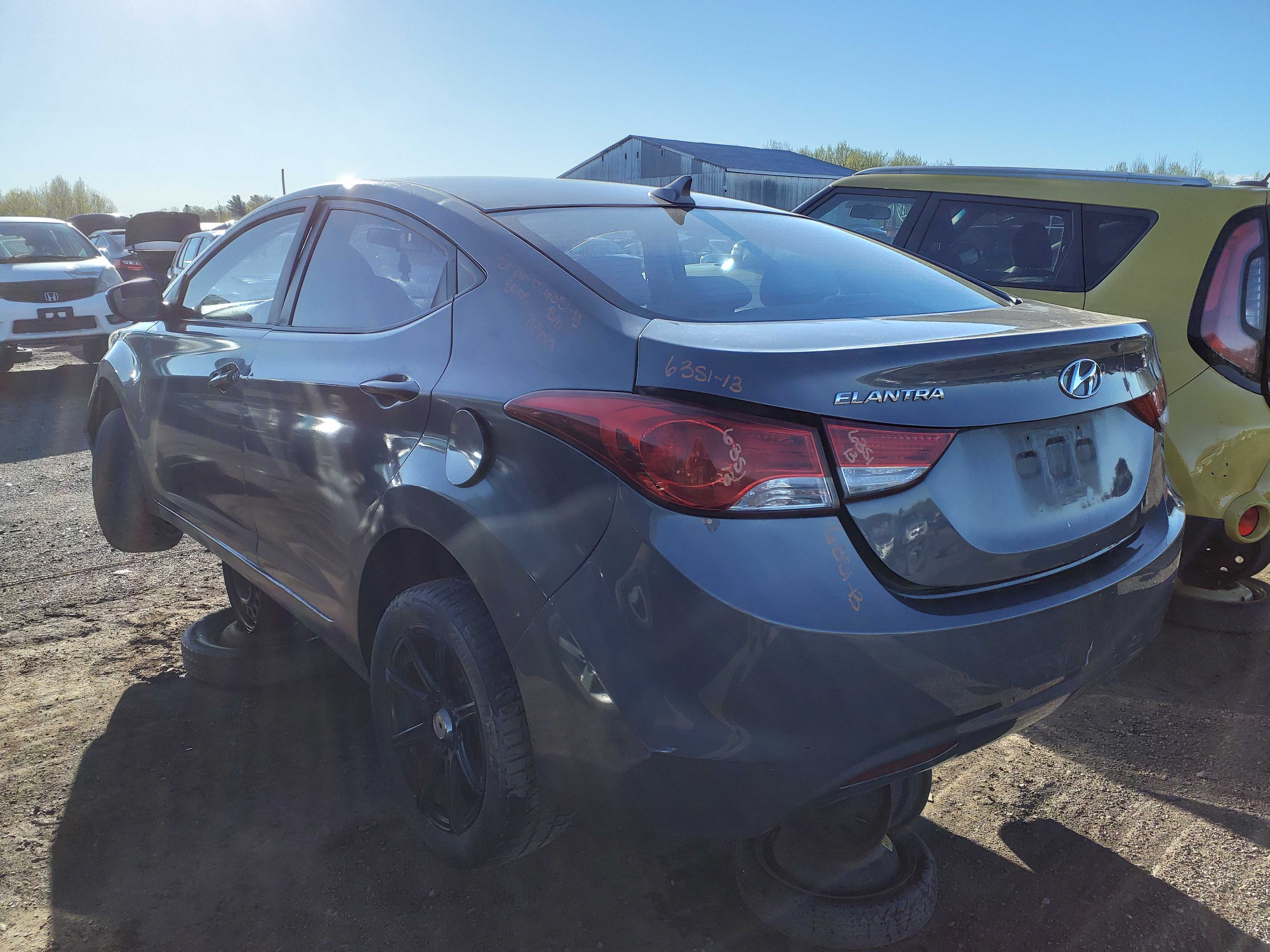 HYUNDAI ELANTRA 2013